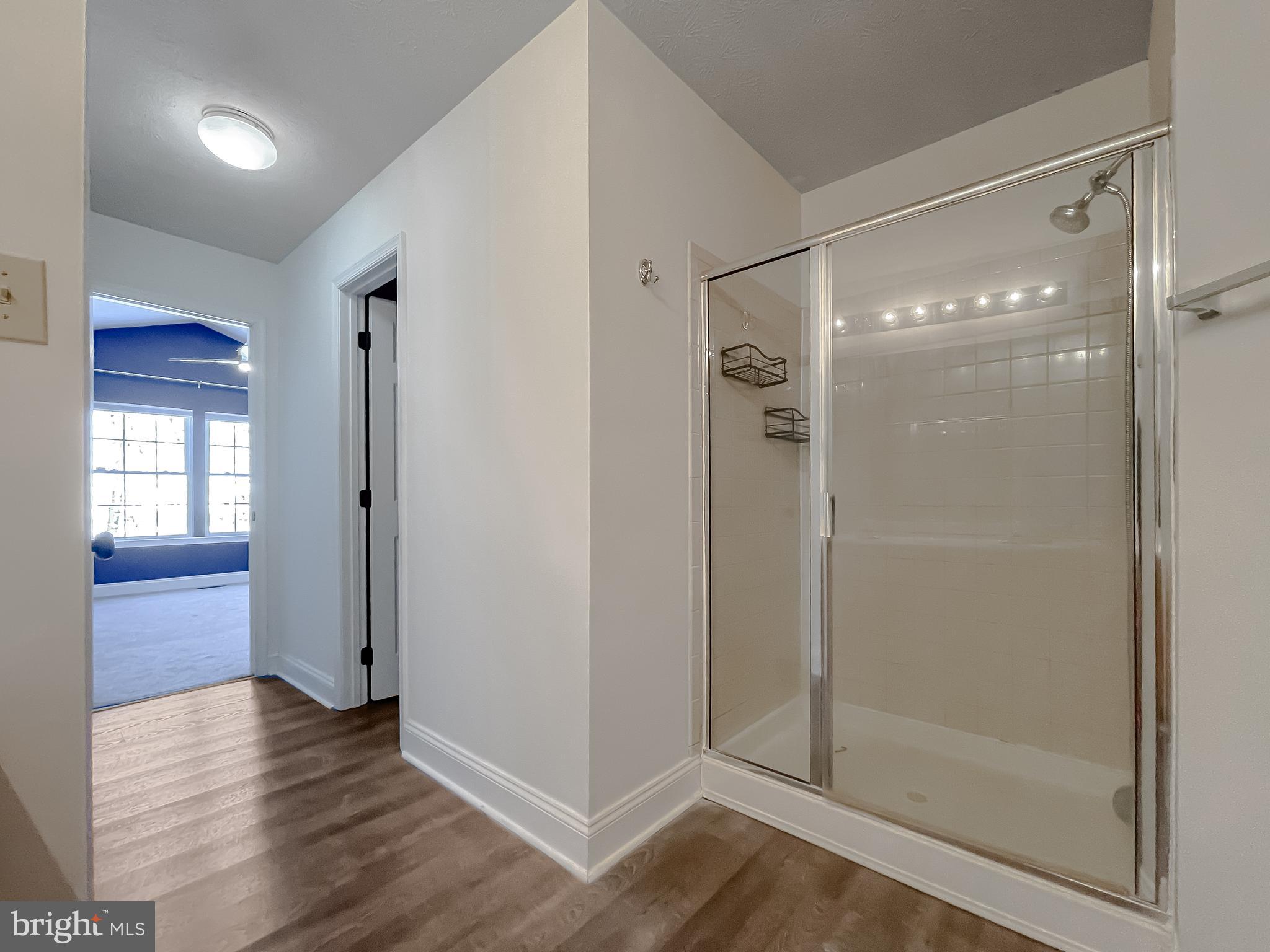 HICKORY HILLS NORTH - Residential