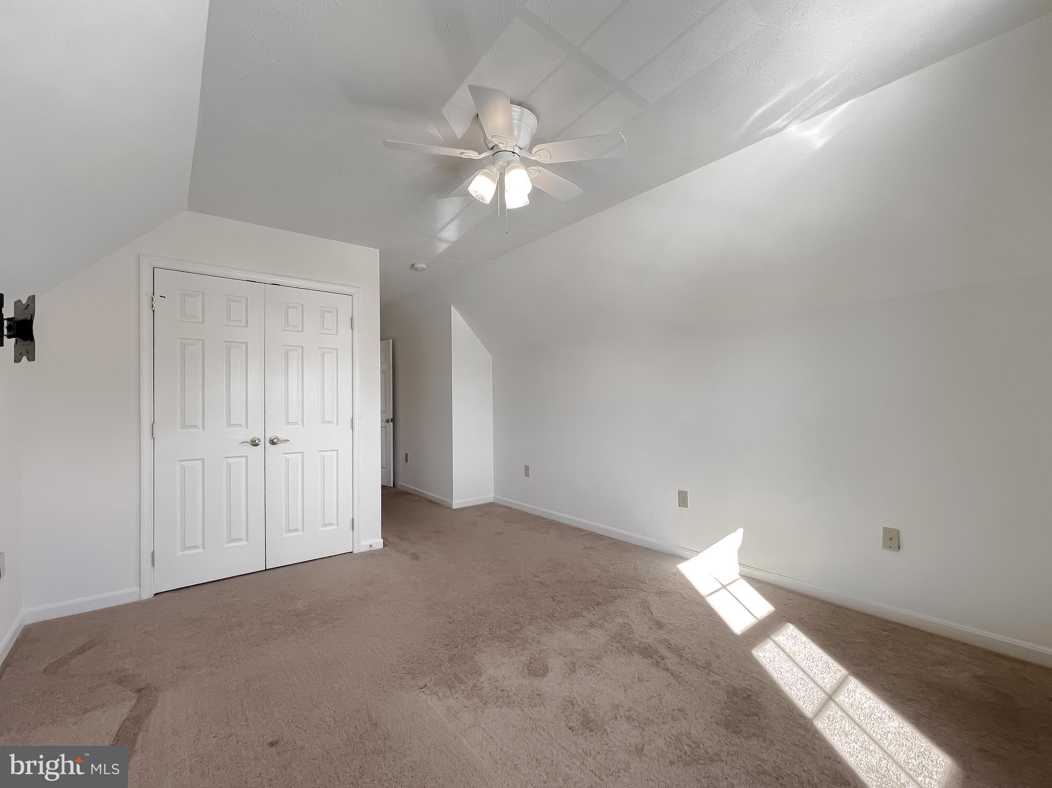 HICKORY HILLS NORTH - Residential