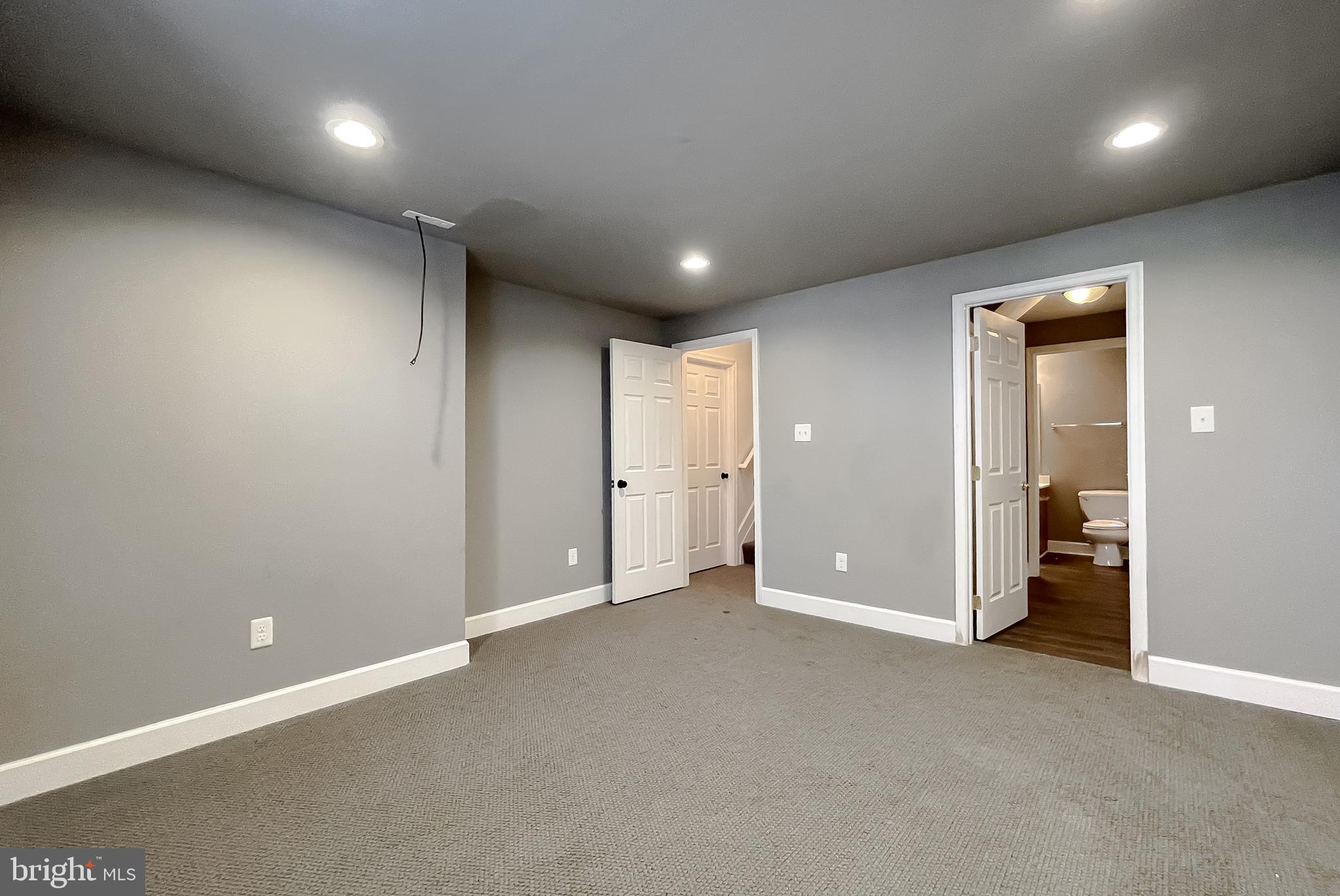 HICKORY HILLS NORTH - Residential