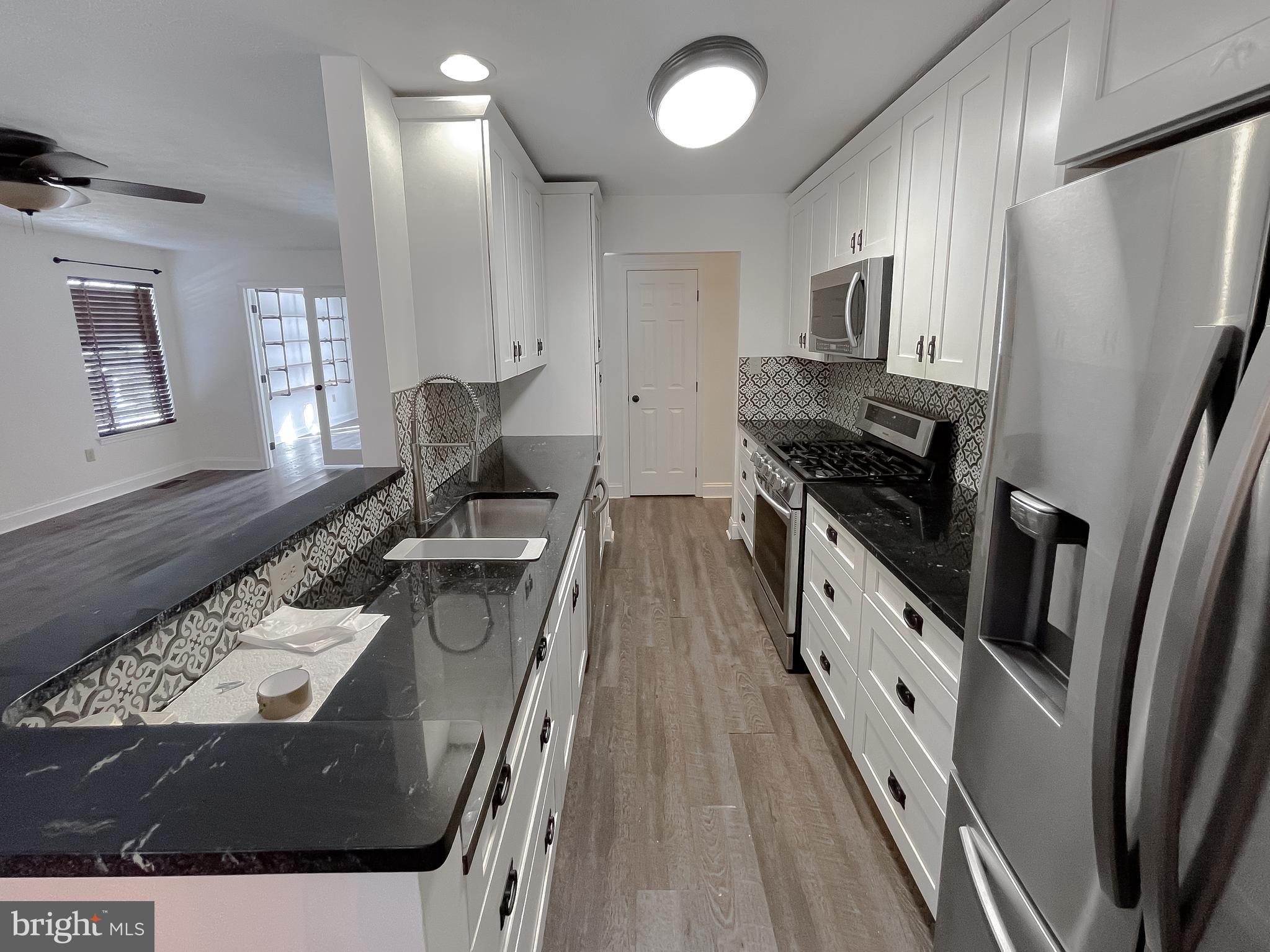 HICKORY HILLS NORTH - Residential