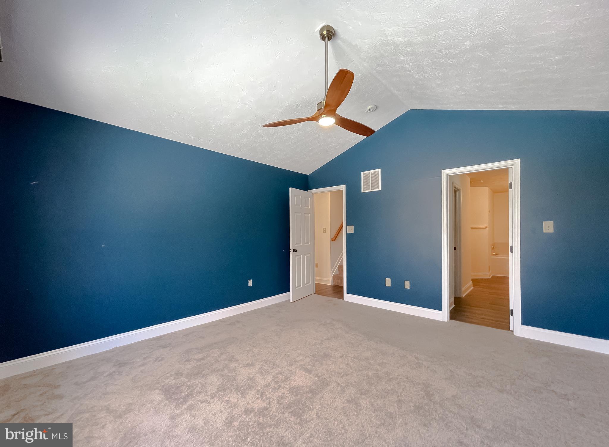 HICKORY HILLS NORTH - Residential