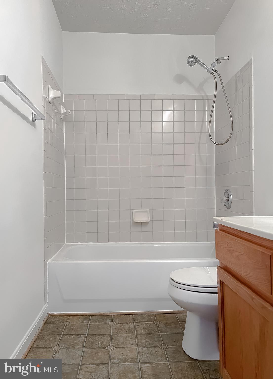 HICKORY HILLS NORTH - Residential