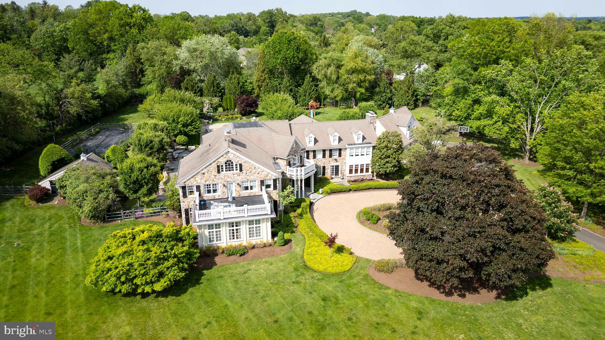 1255 WALTON ROAD