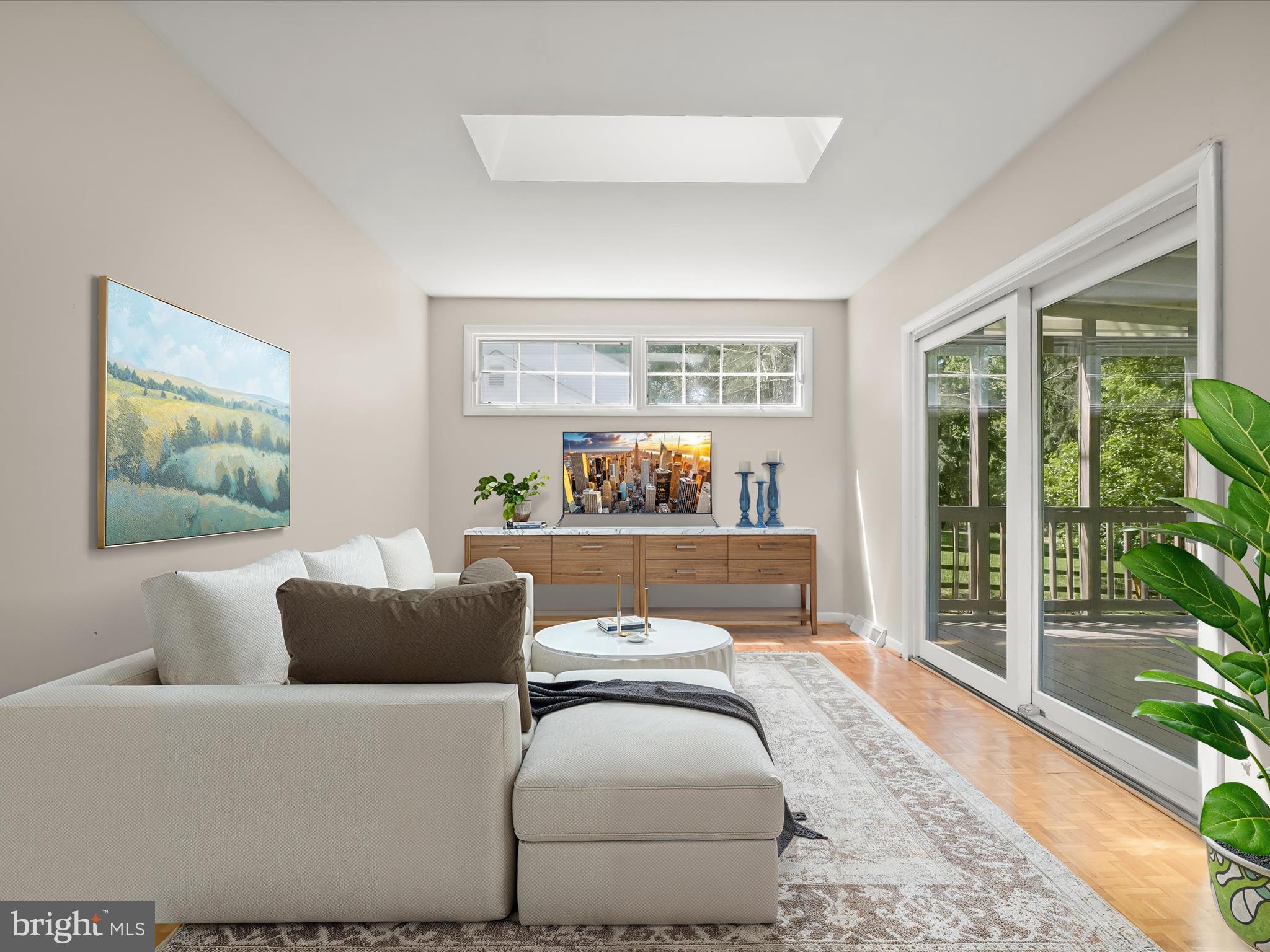 6066 CAMELBACK LANE