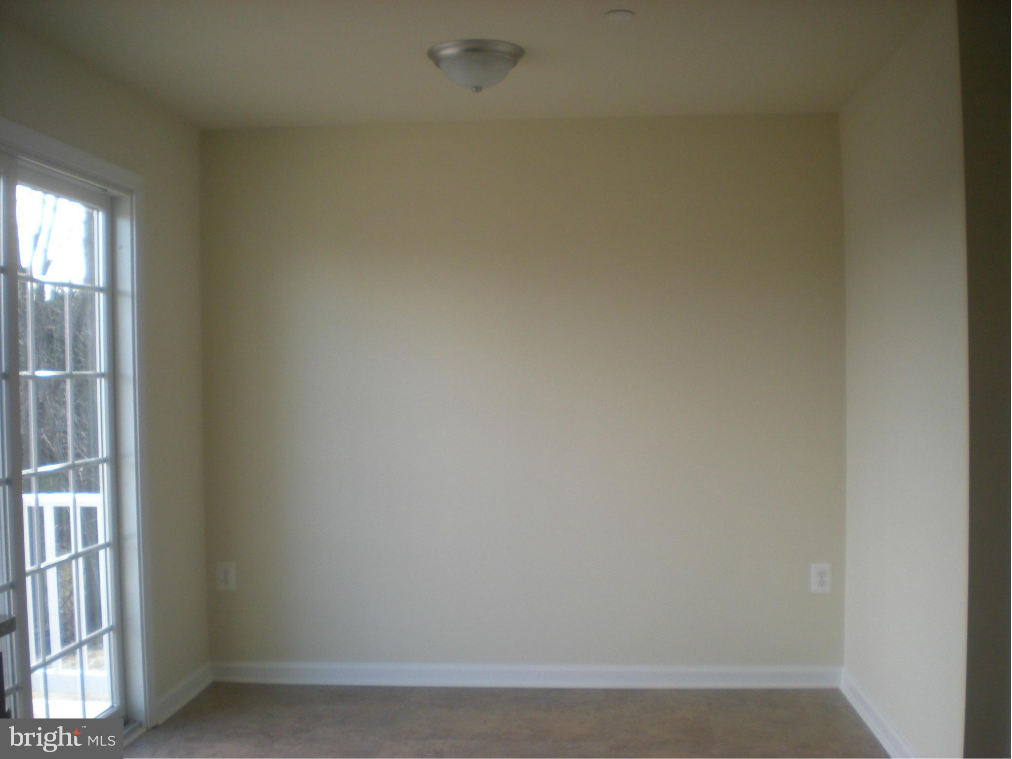 BARNETT AVENUE TOWNHOMES - Residential Lease