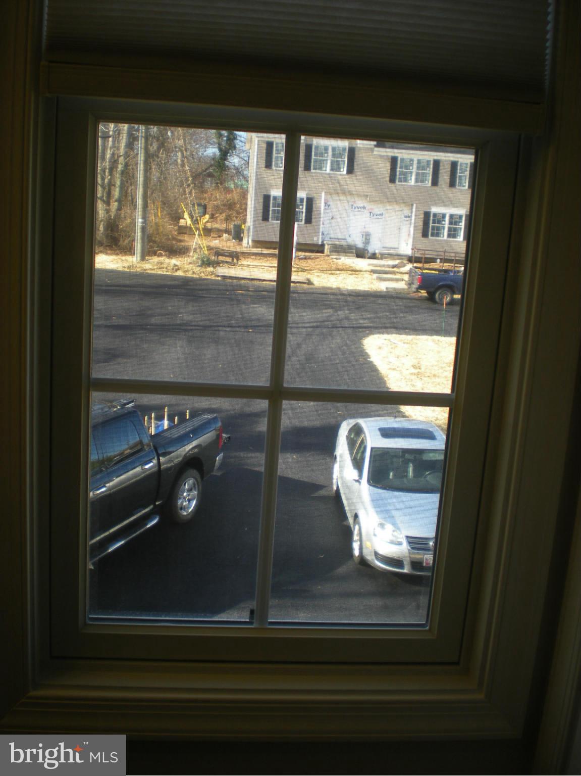 BARNETT AVENUE TOWNHOMES - Residential Lease