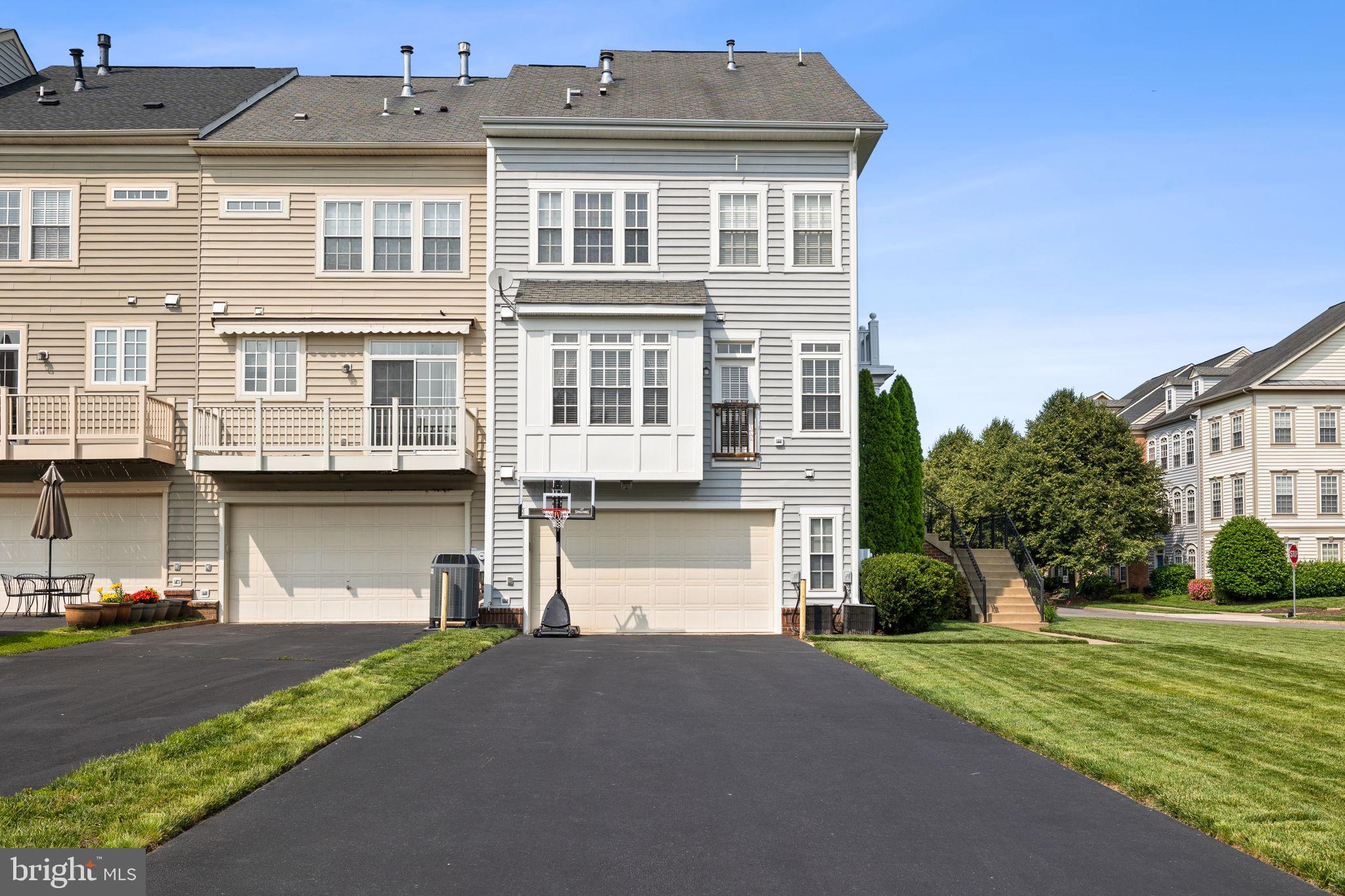 NEW BRISTOW VILLAGE - Residential