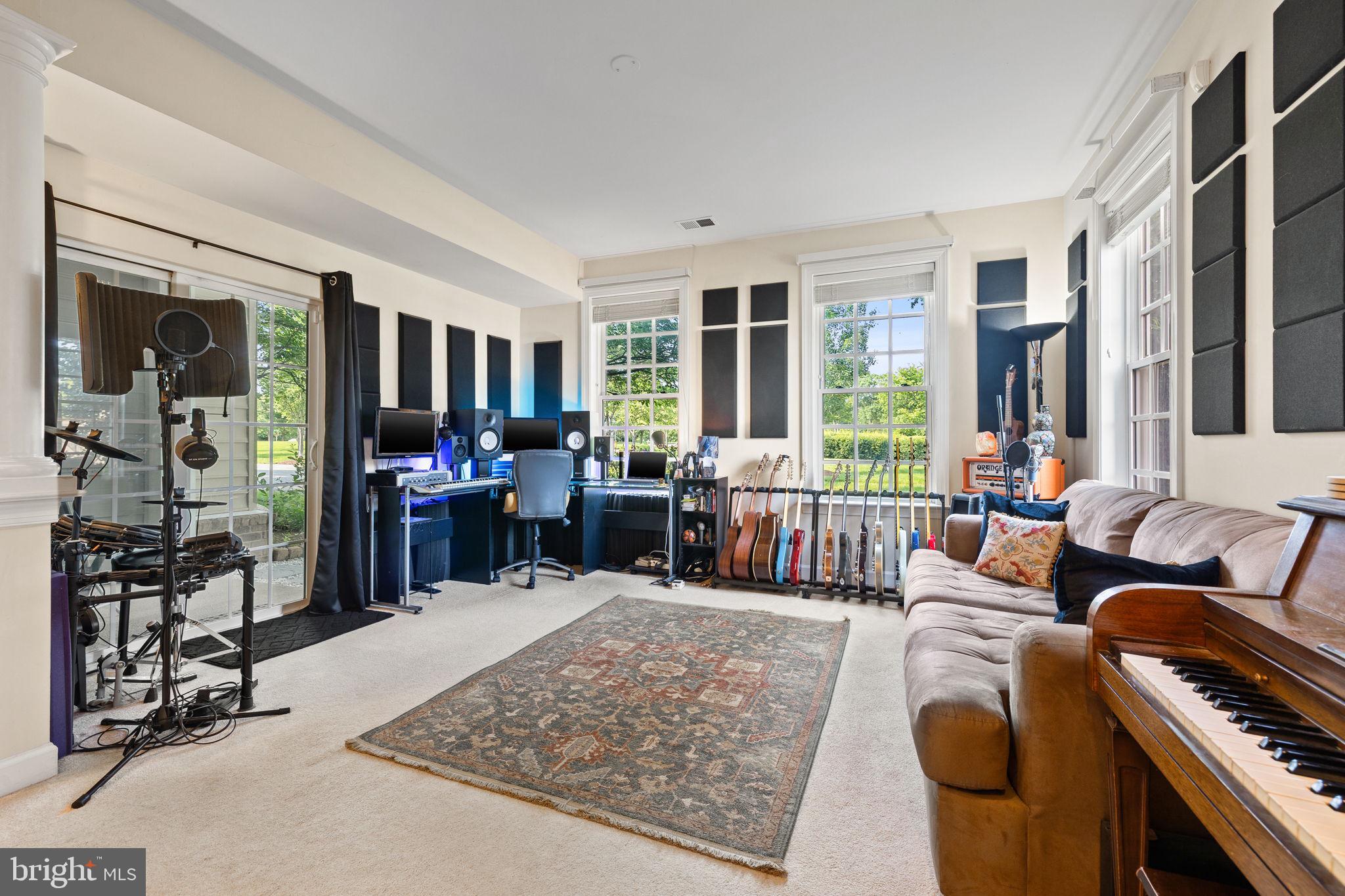 NEW BRISTOW VILLAGE - Residential