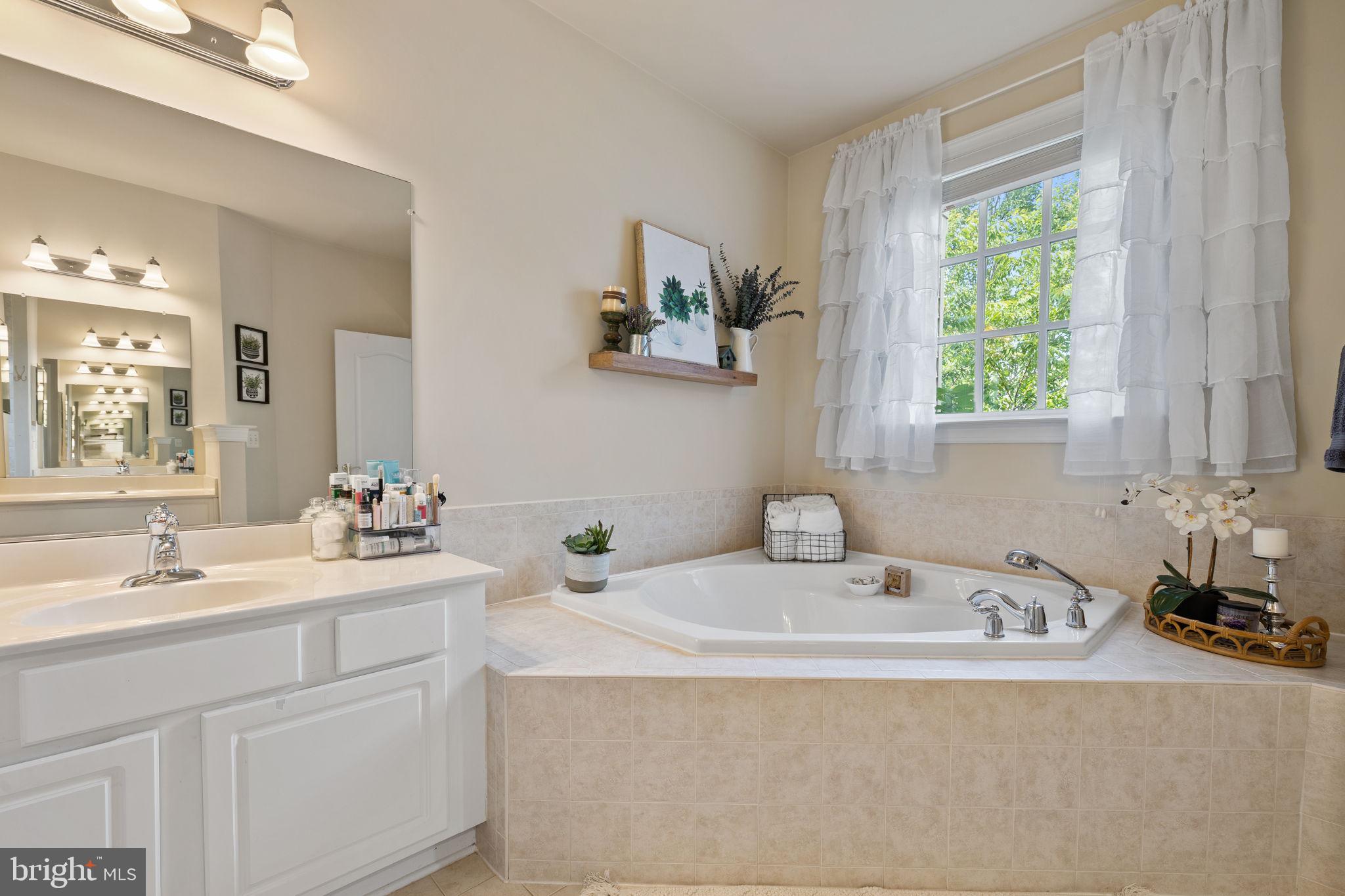 NEW BRISTOW VILLAGE - Residential