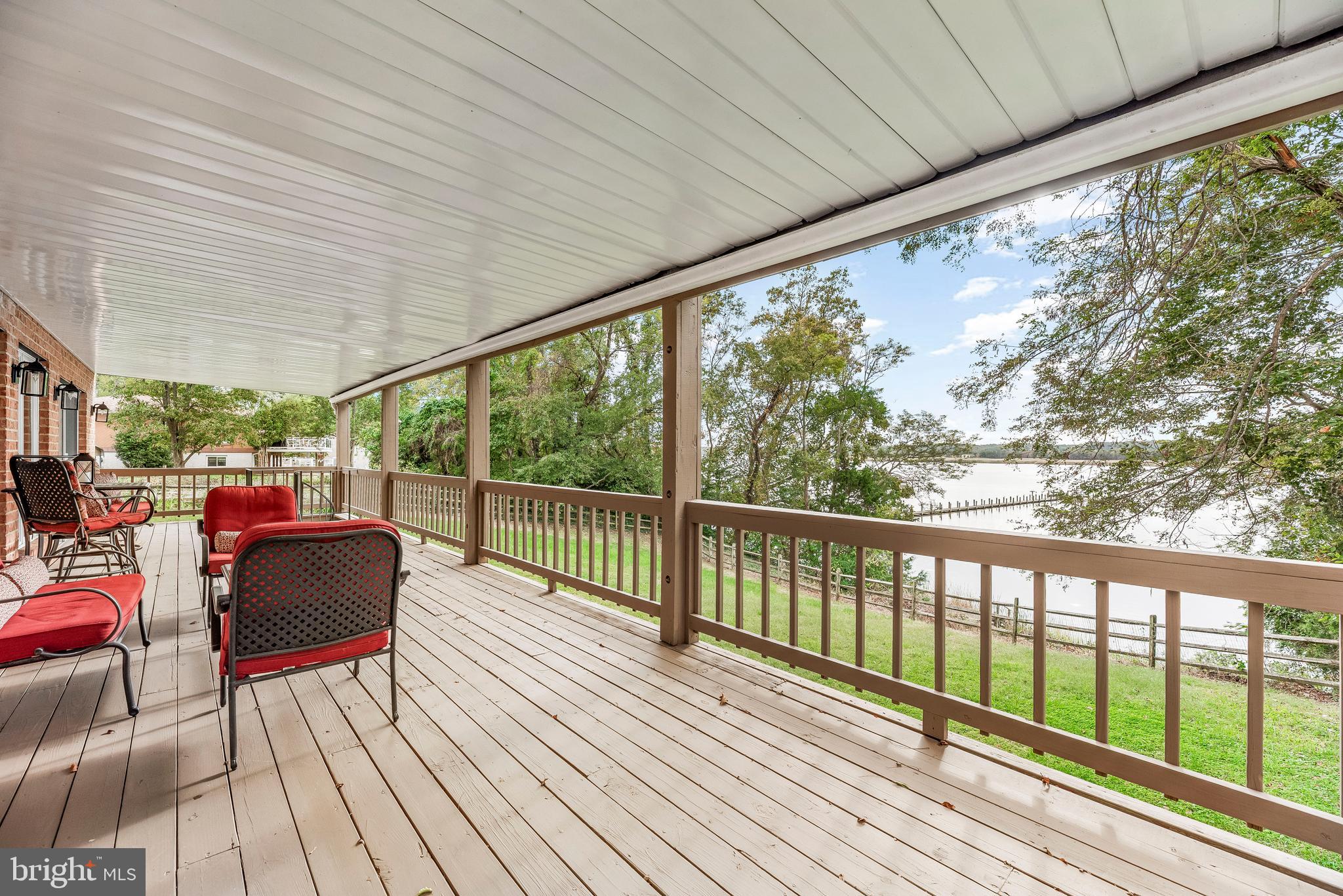 HOLLAND CLIFF SHORES - Residential