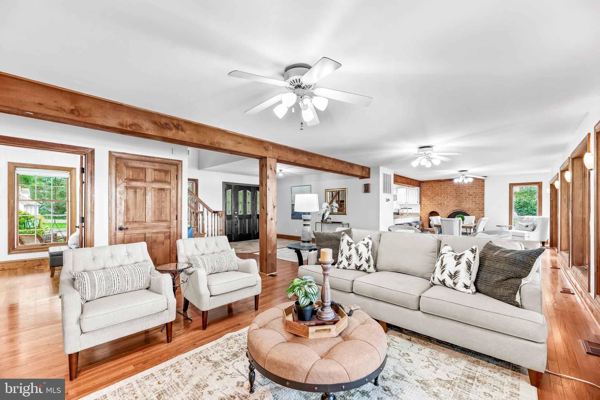 HOLLAND CLIFF SHORES - Residential