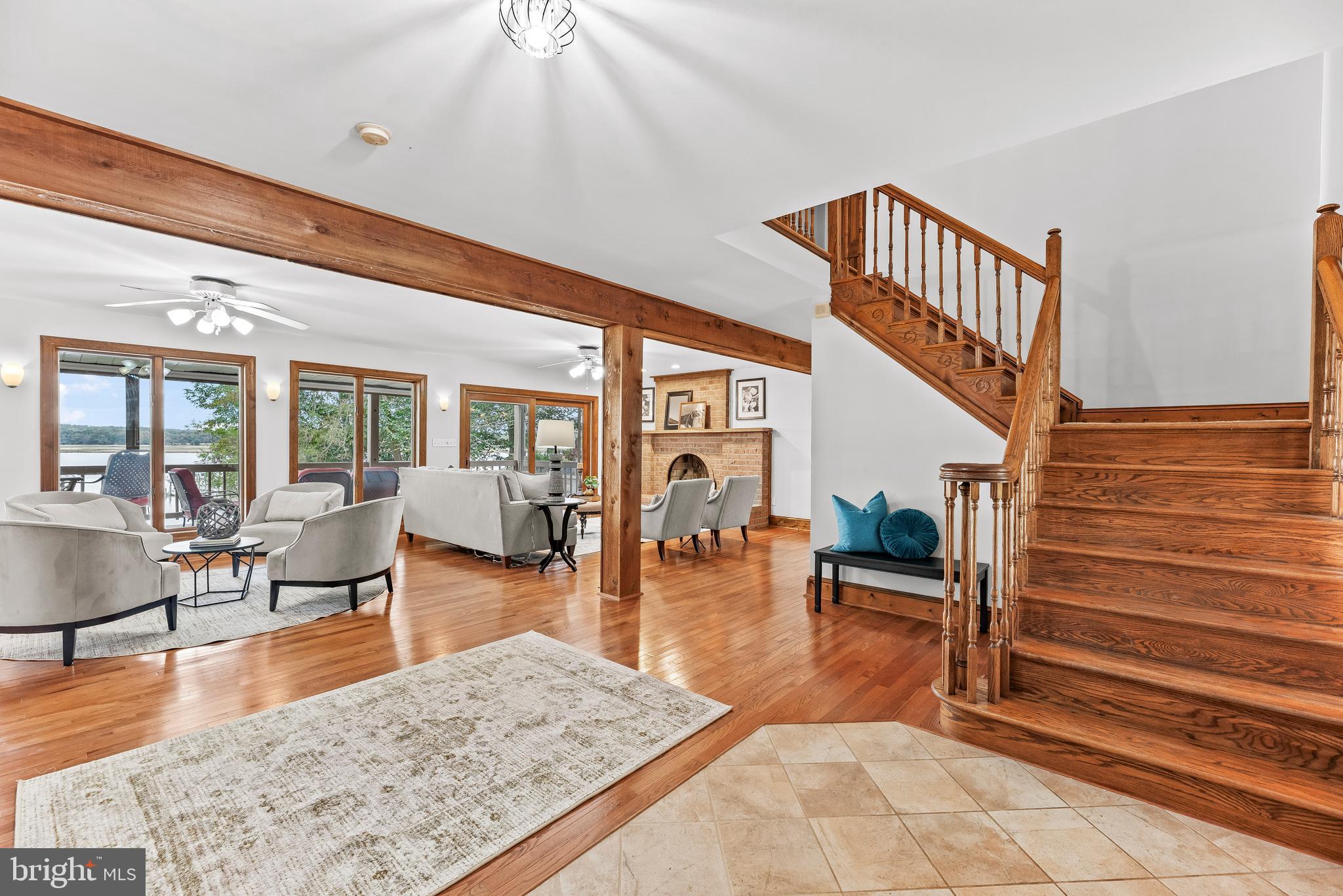 HOLLAND CLIFF SHORES - Residential