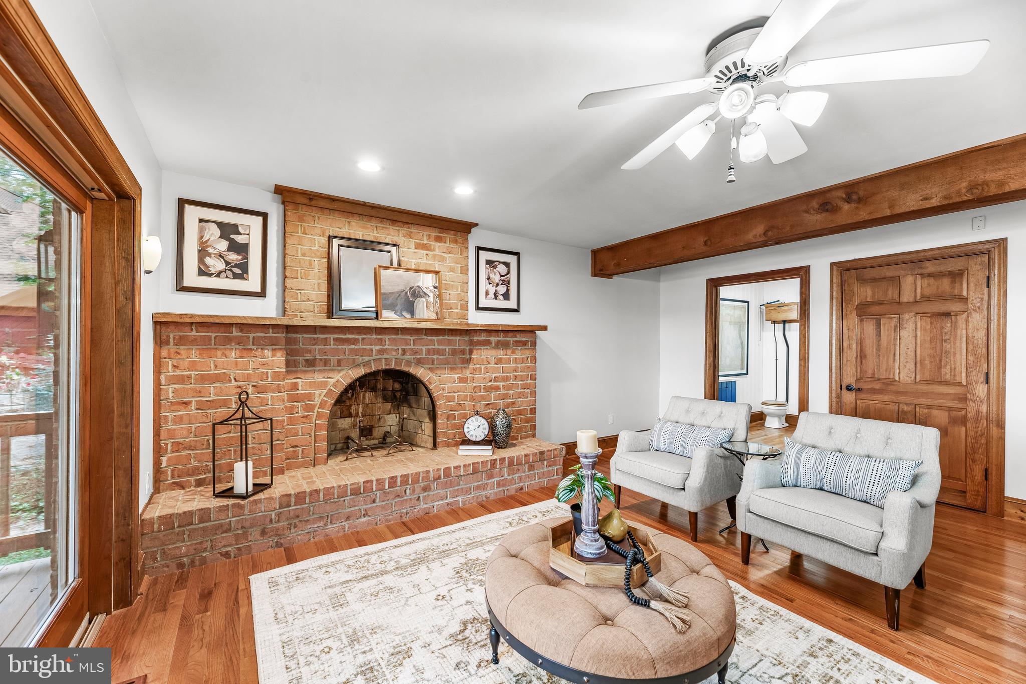 HOLLAND CLIFF SHORES - Residential