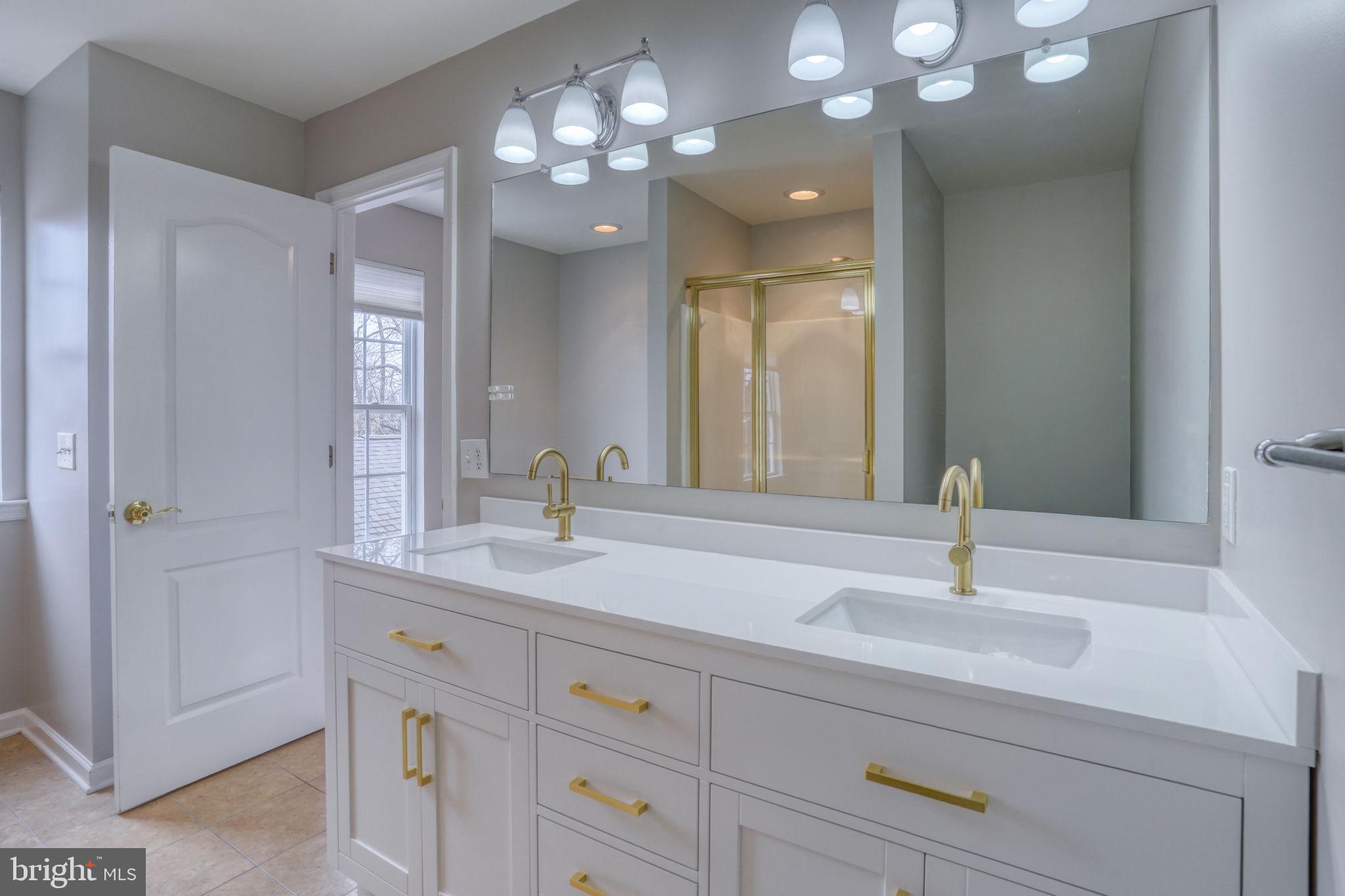 OVERLOOK - Residential