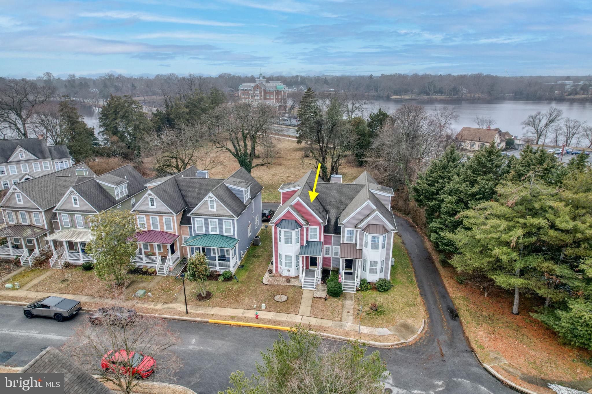 OVERLOOK - Residential