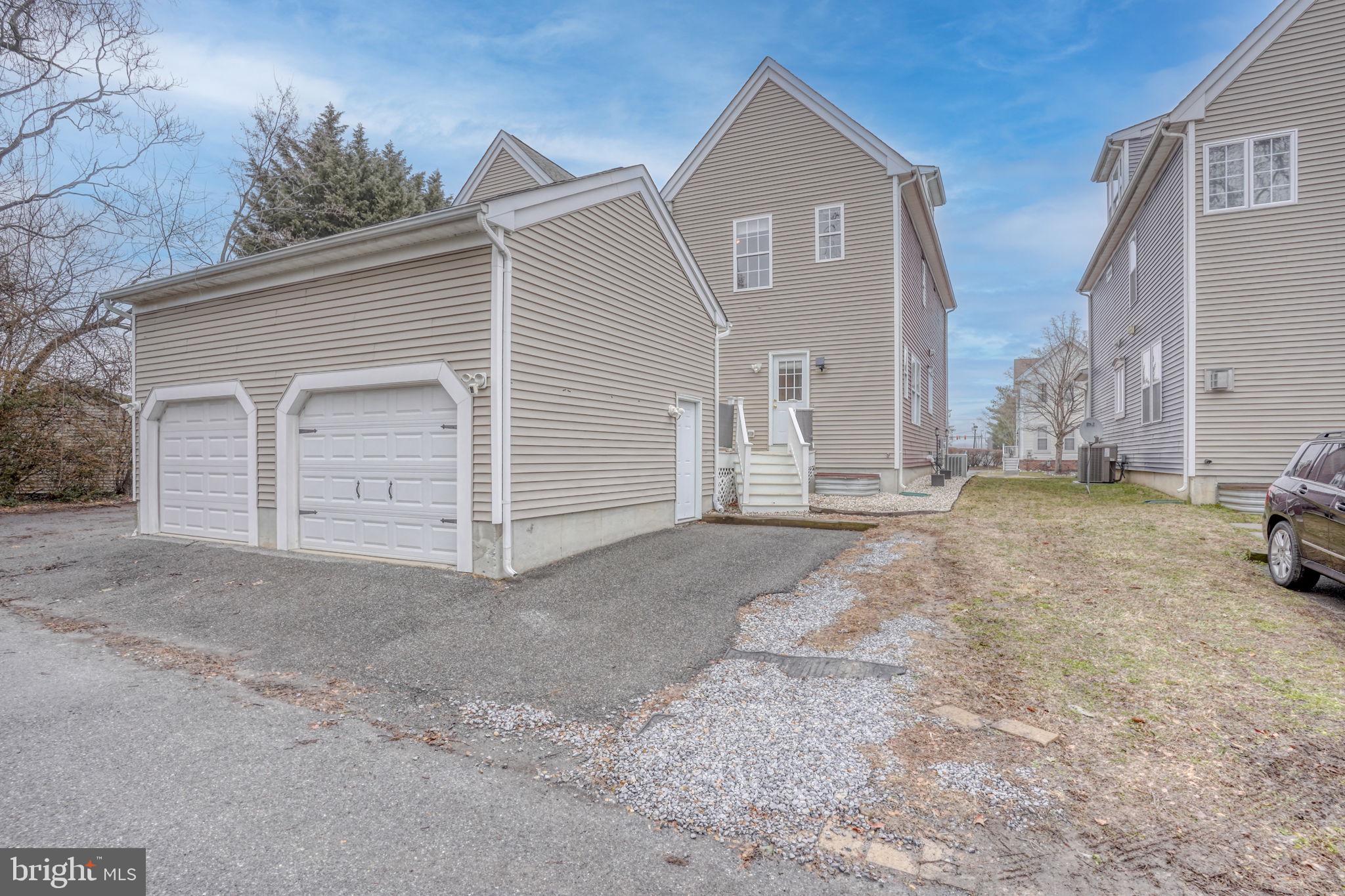 OVERLOOK - Residential