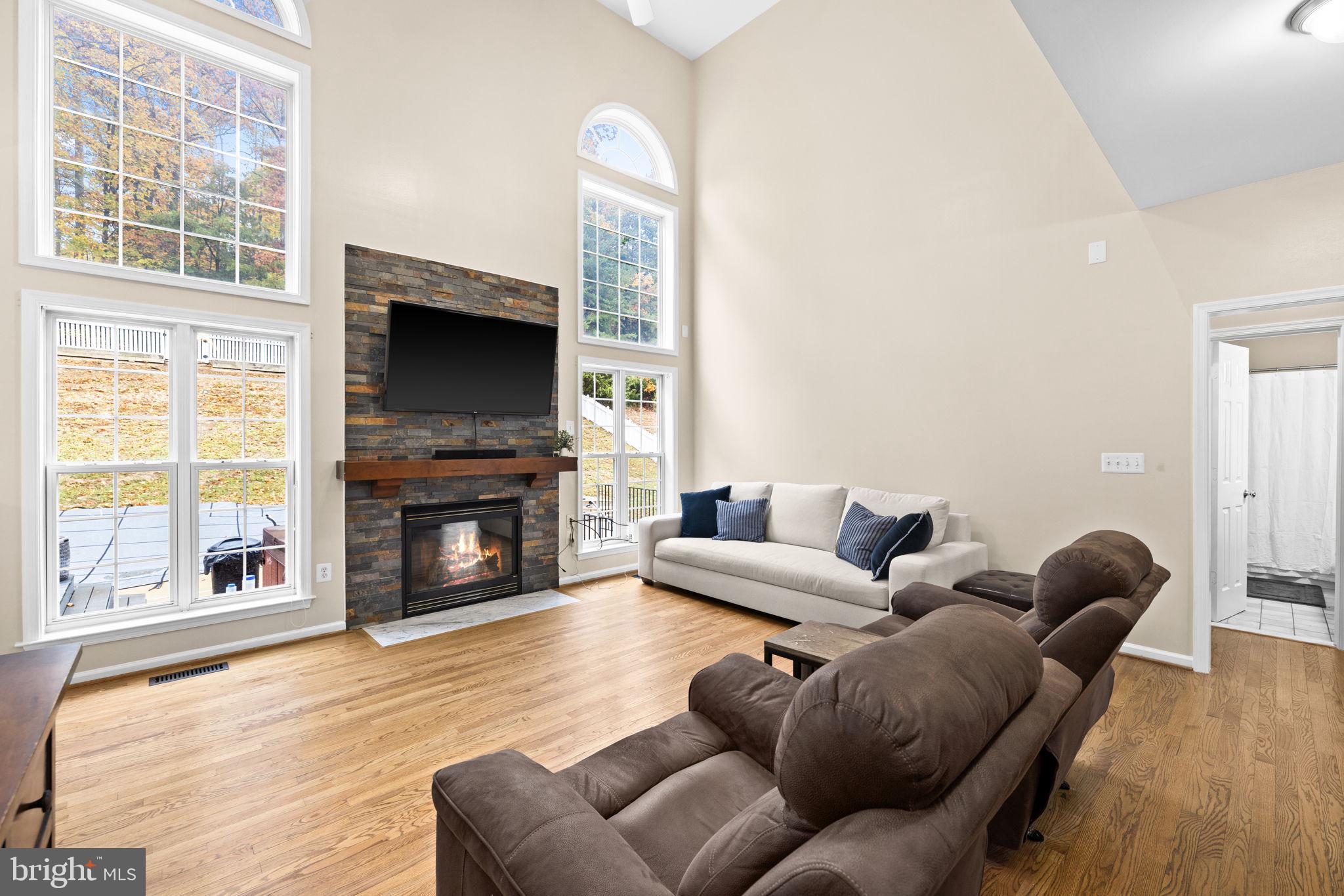 AUSTIN RIDGE - Residential