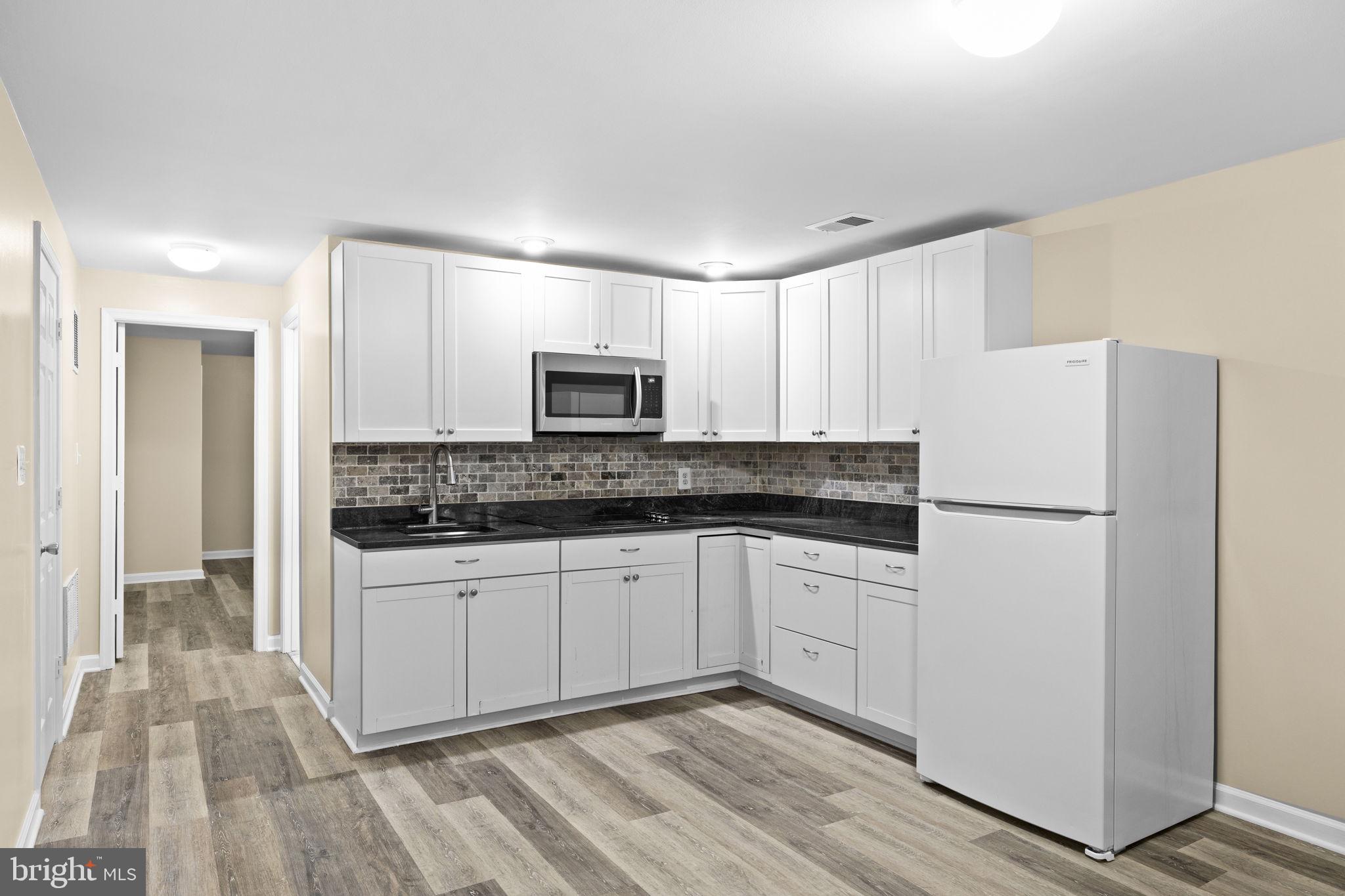 AUSTIN RIDGE - Residential