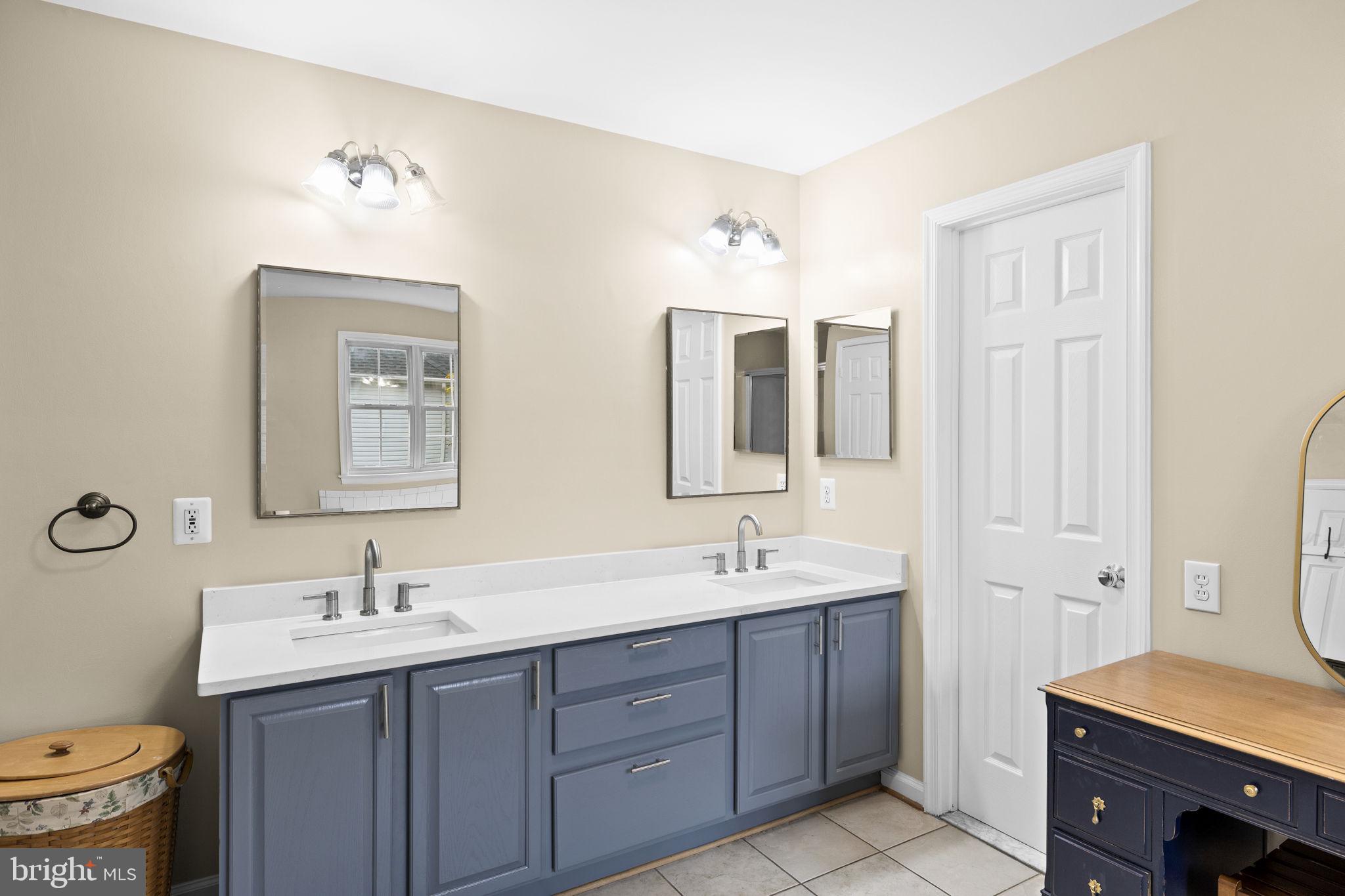 AUSTIN RIDGE - Residential