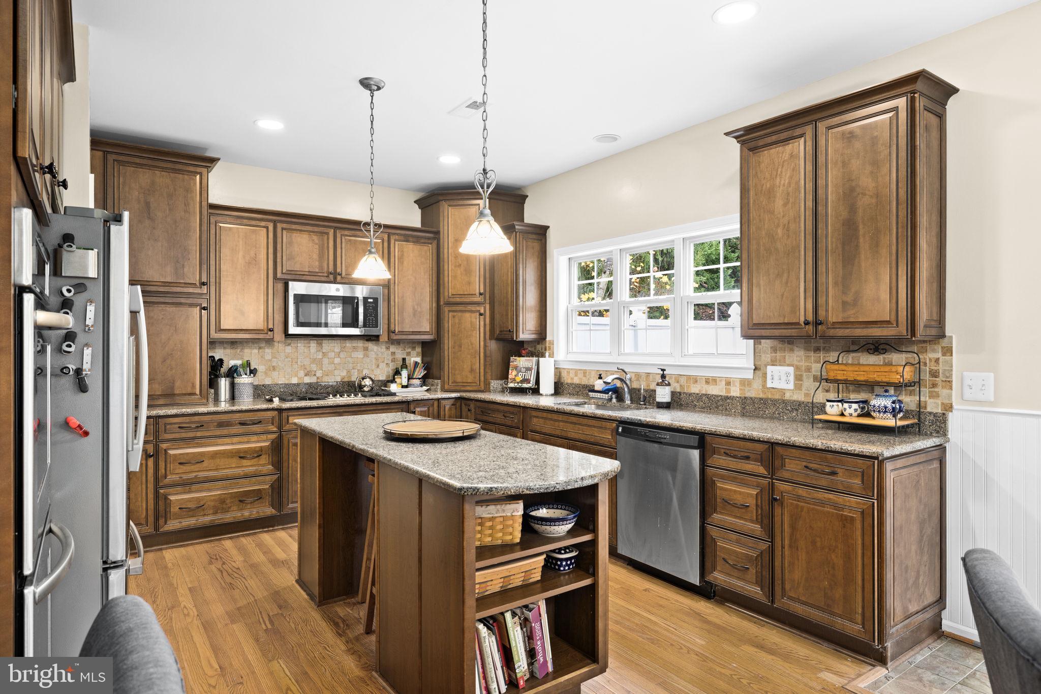 AUSTIN RIDGE - Residential