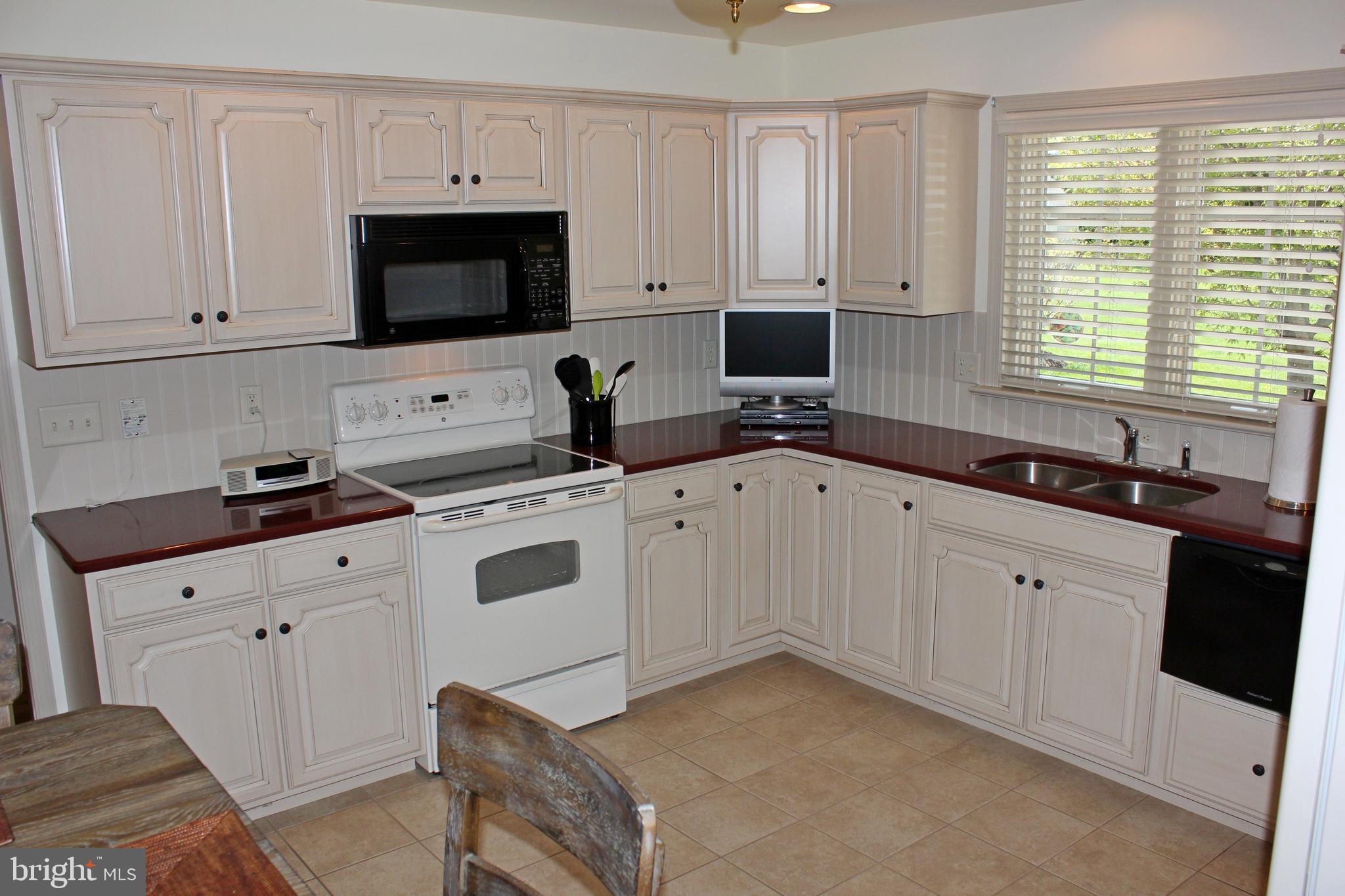 BROOKSHIRE - Residential