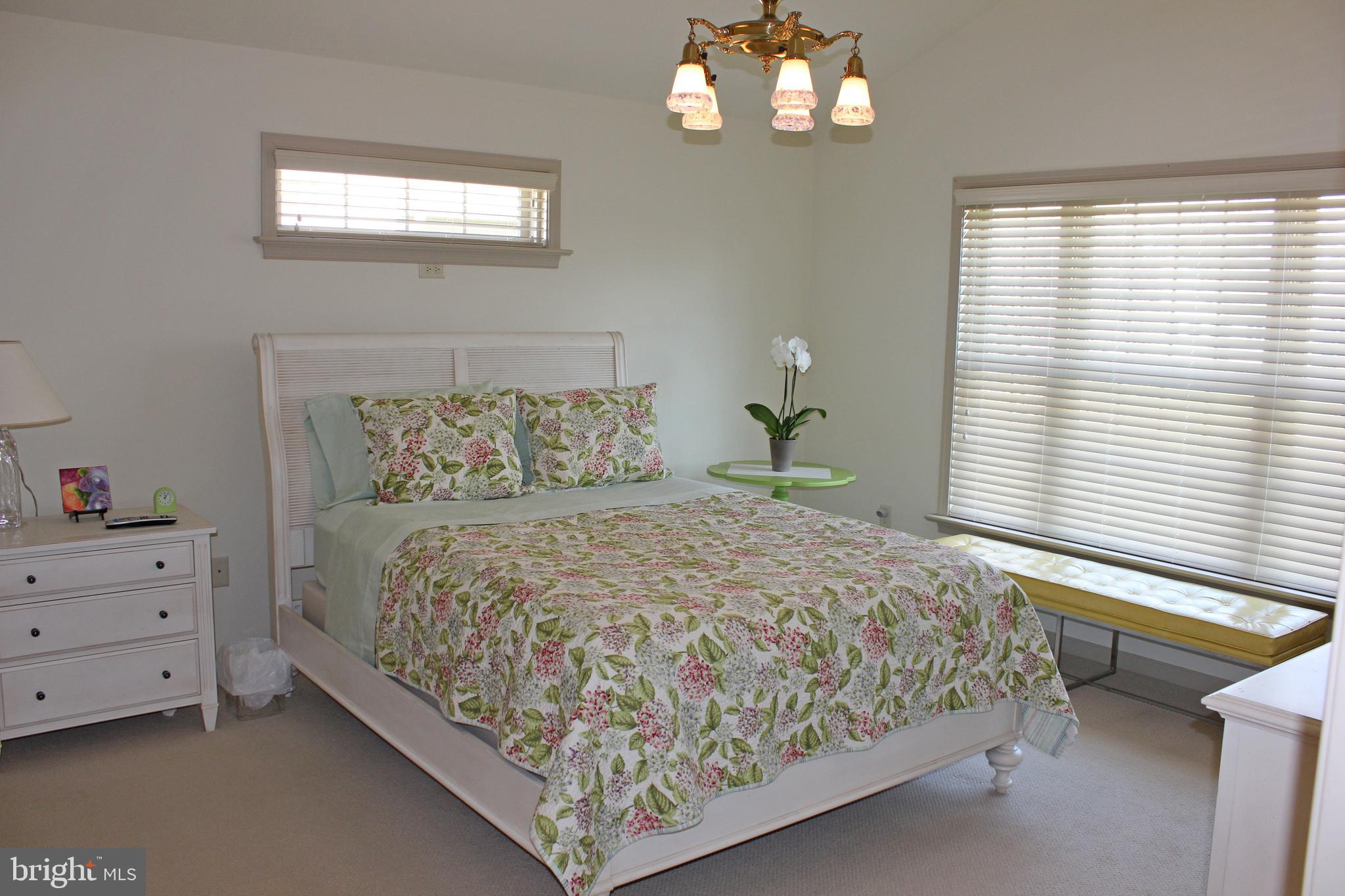 BROOKSHIRE - Residential