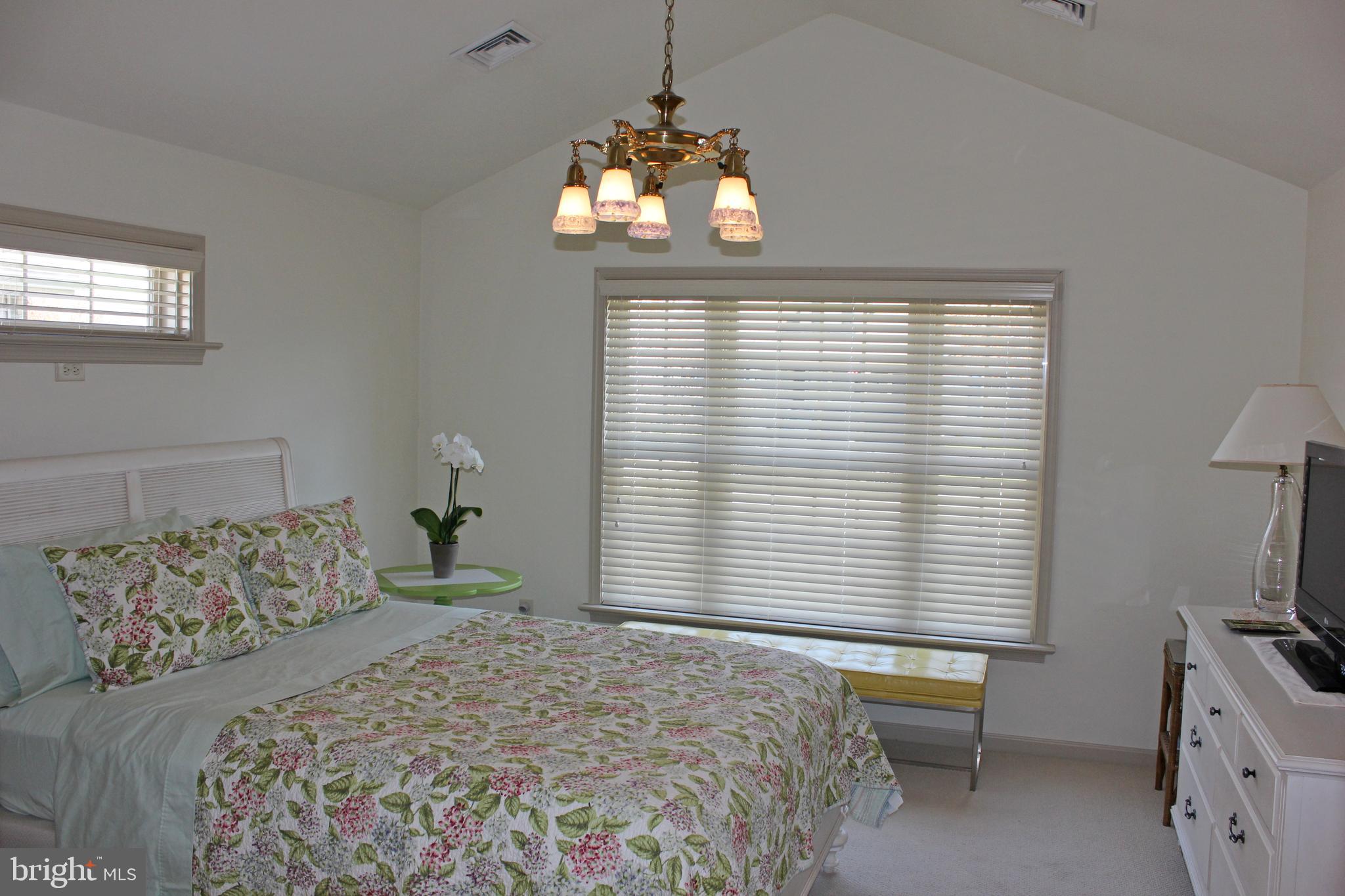 BROOKSHIRE - Residential