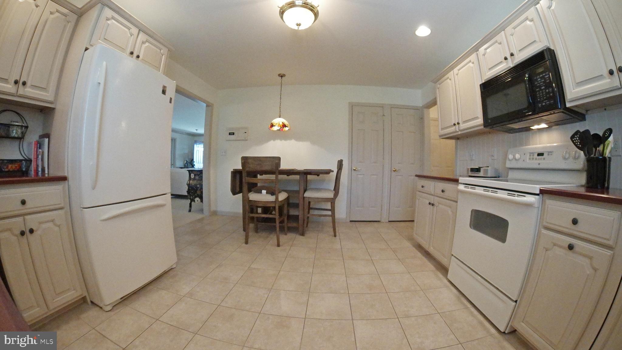 BROOKSHIRE - Residential