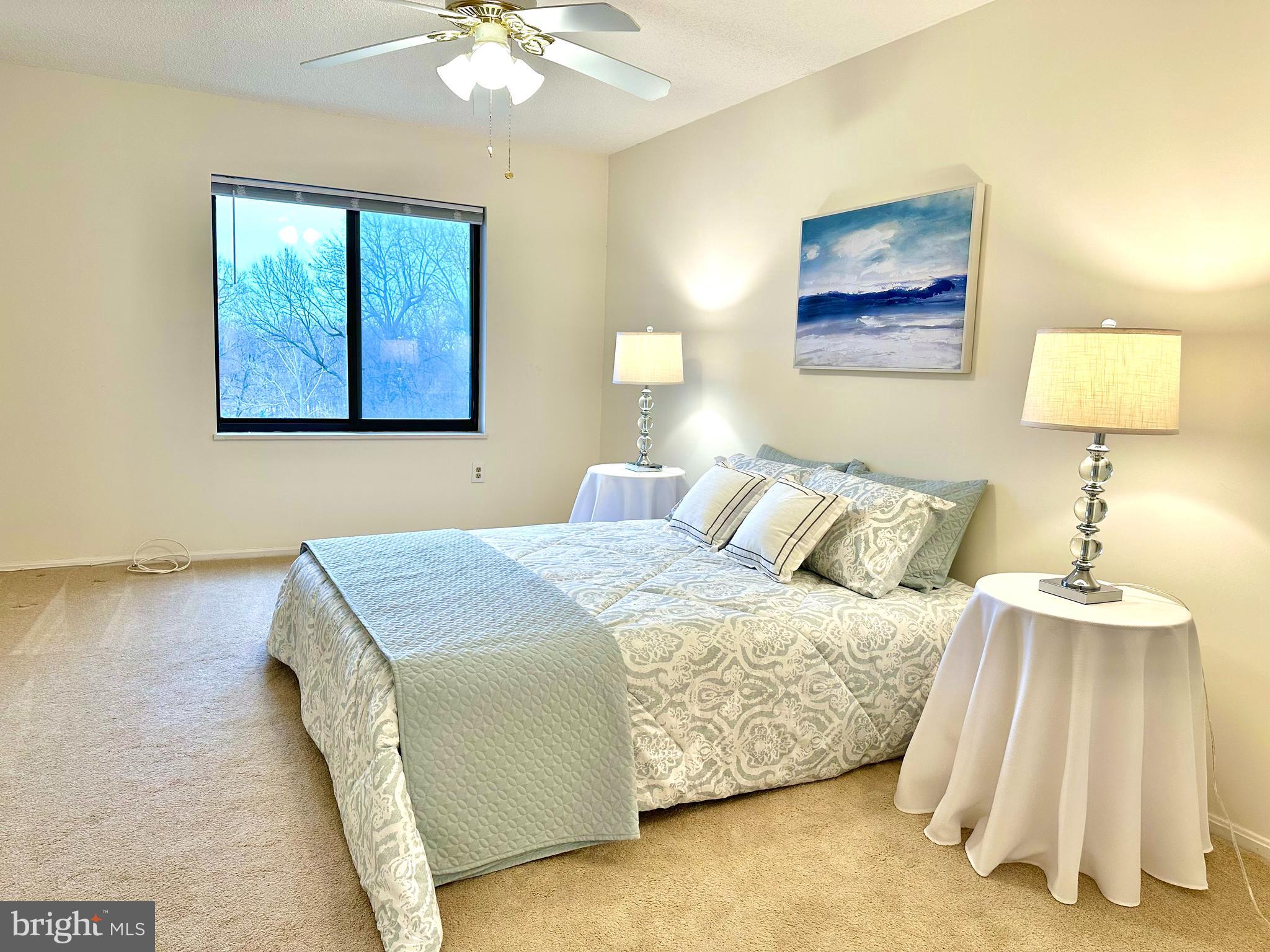 LEISURE WORLD - Residential Lease