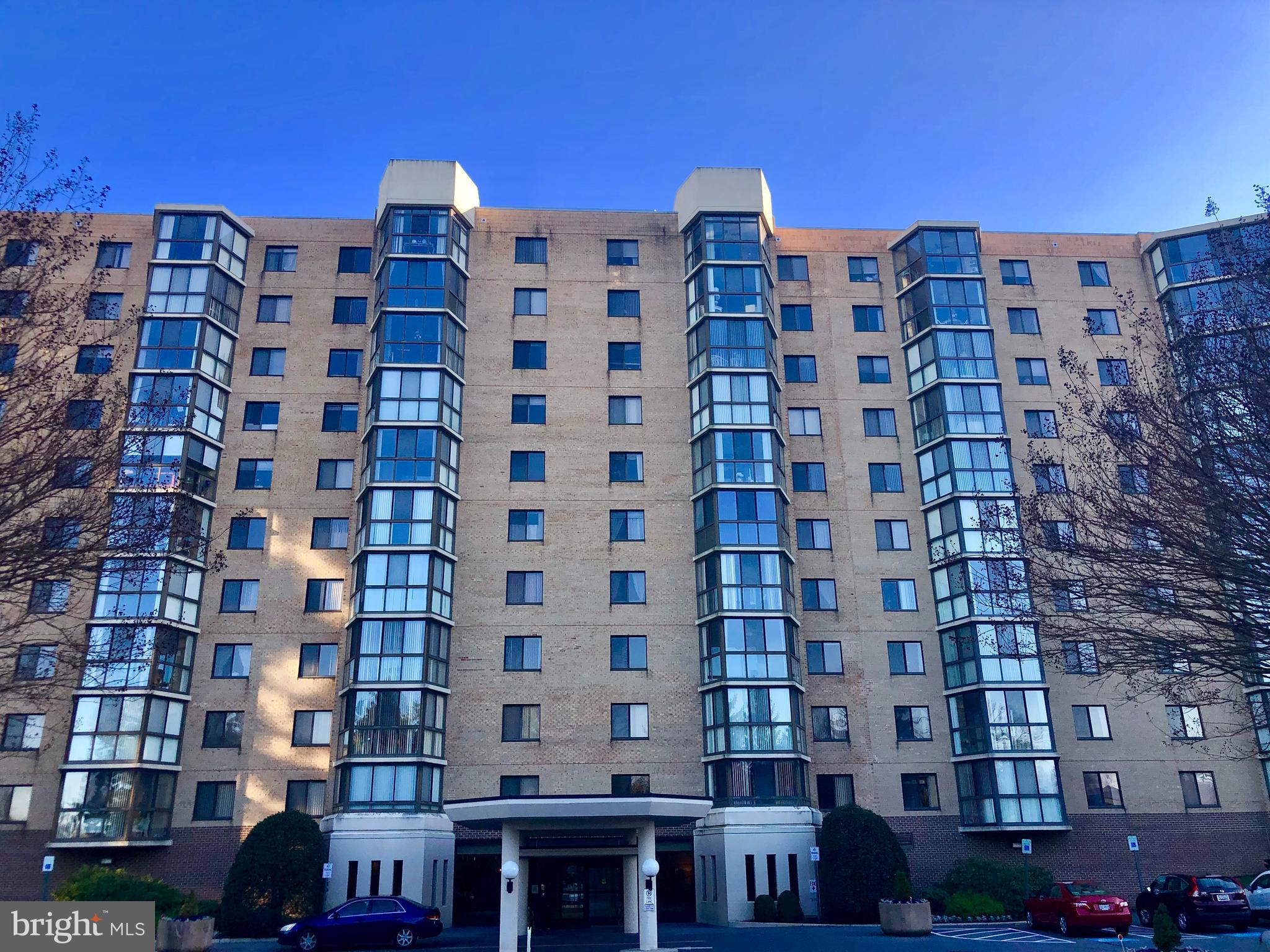 LEISURE WORLD - Residential Lease