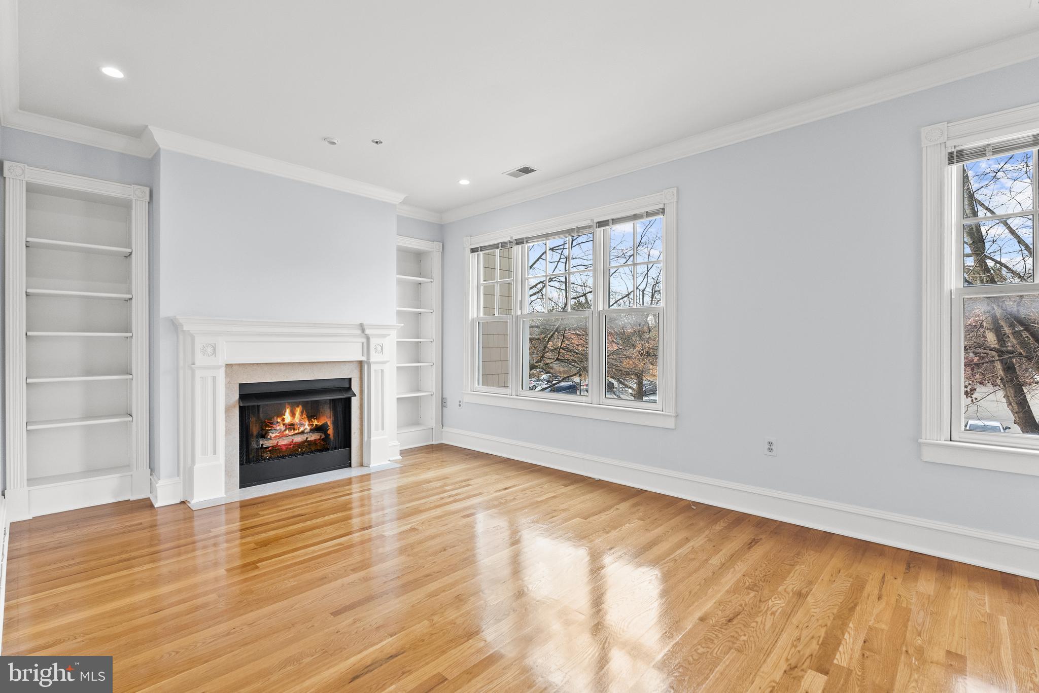 EDGEMOOR - Residential Lease