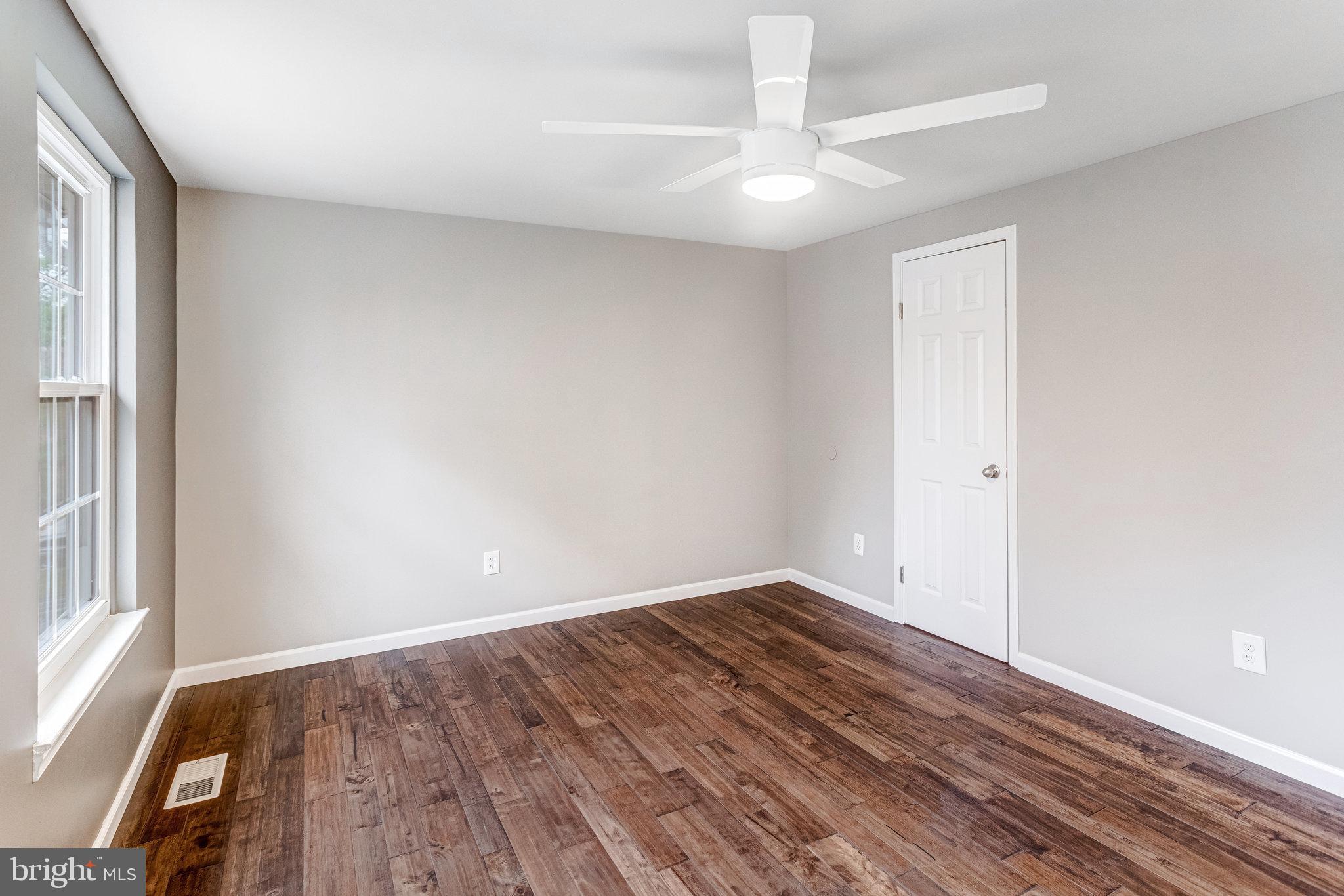 MONTCLAIR - Residential