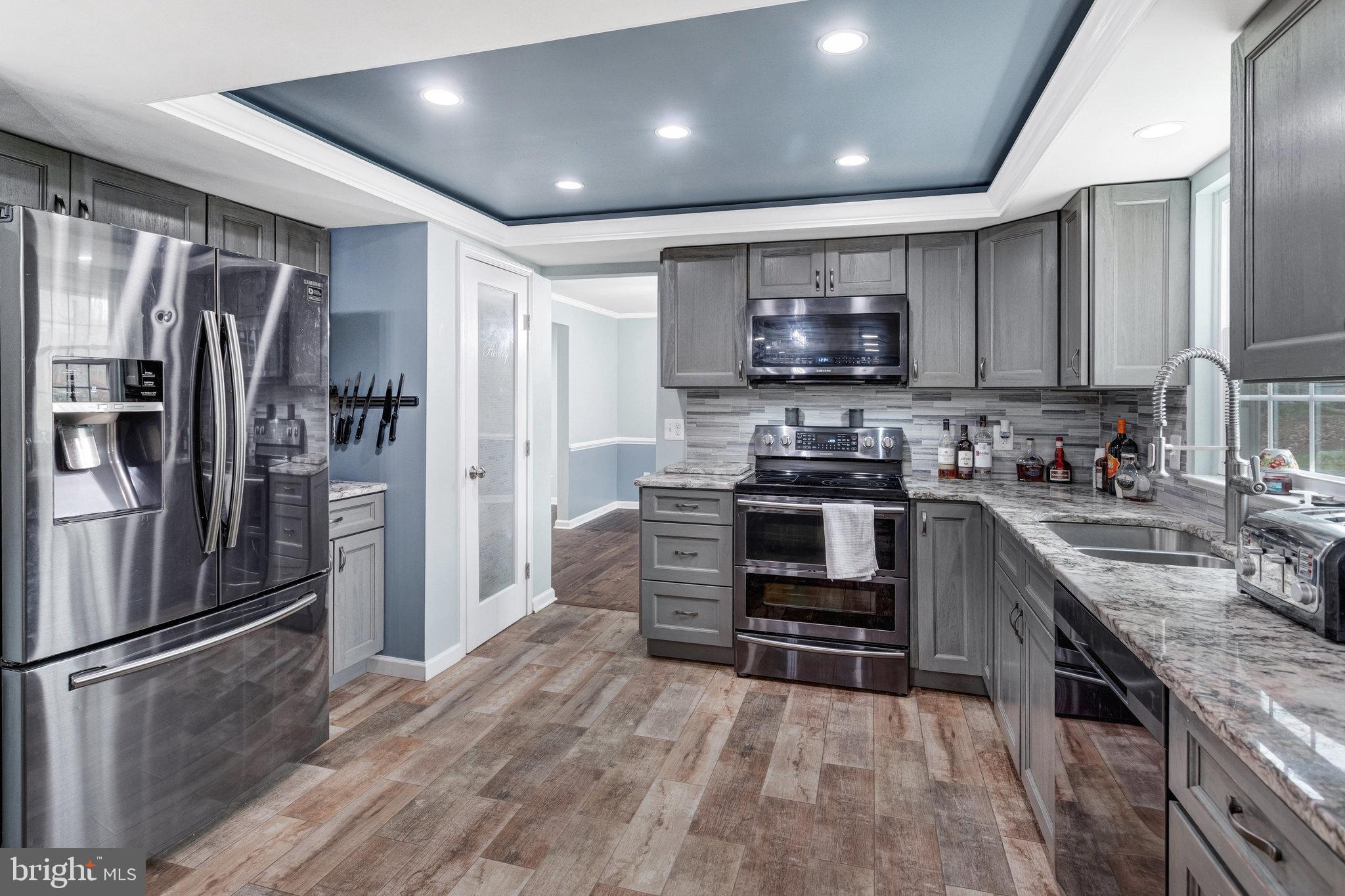 MONTCLAIR - Residential