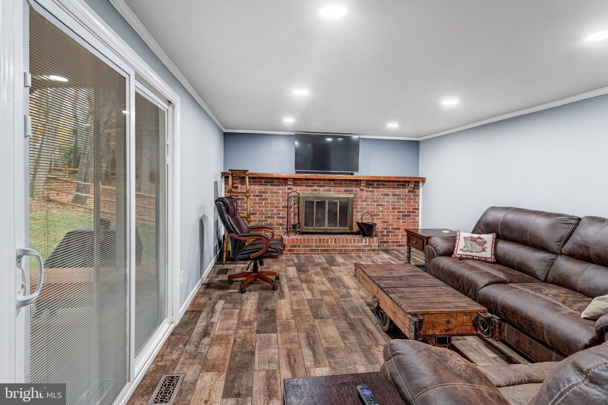 MONTCLAIR - Residential