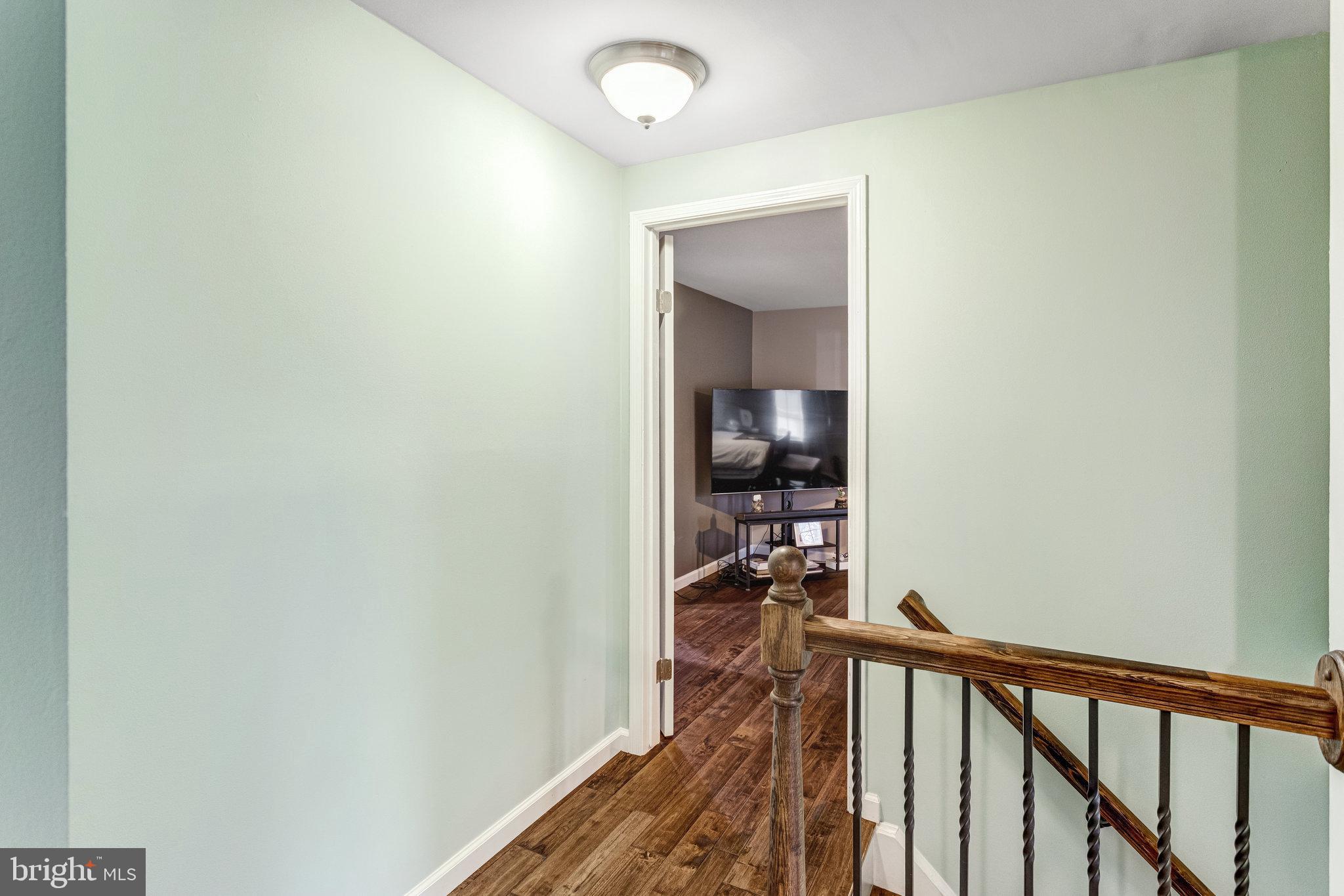 MONTCLAIR - Residential