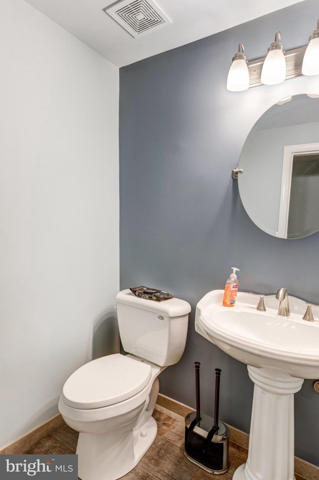 MONTCLAIR - Residential