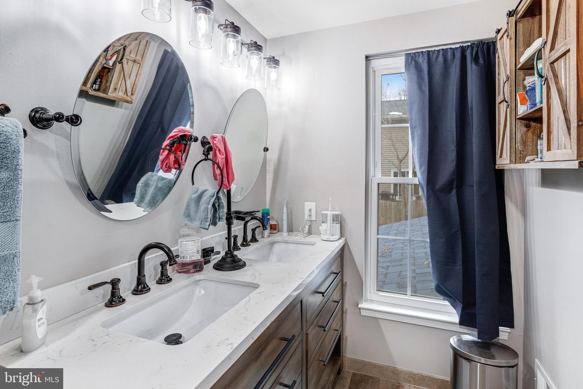 MONTCLAIR - Residential