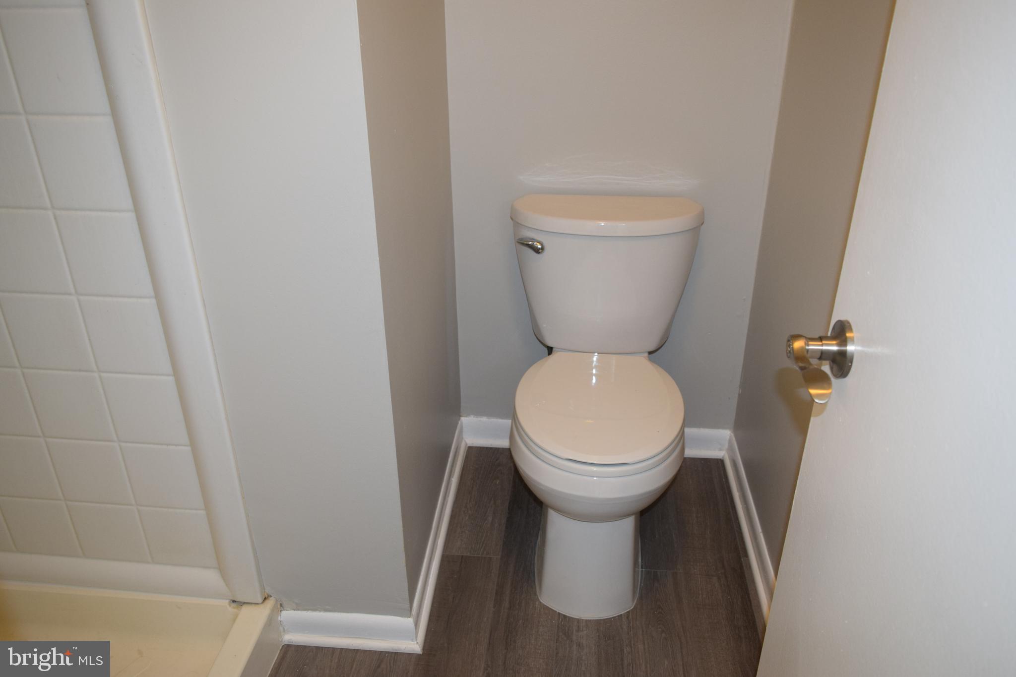 PRINCE PL AT NORTHAMPTOM - Residential Lease