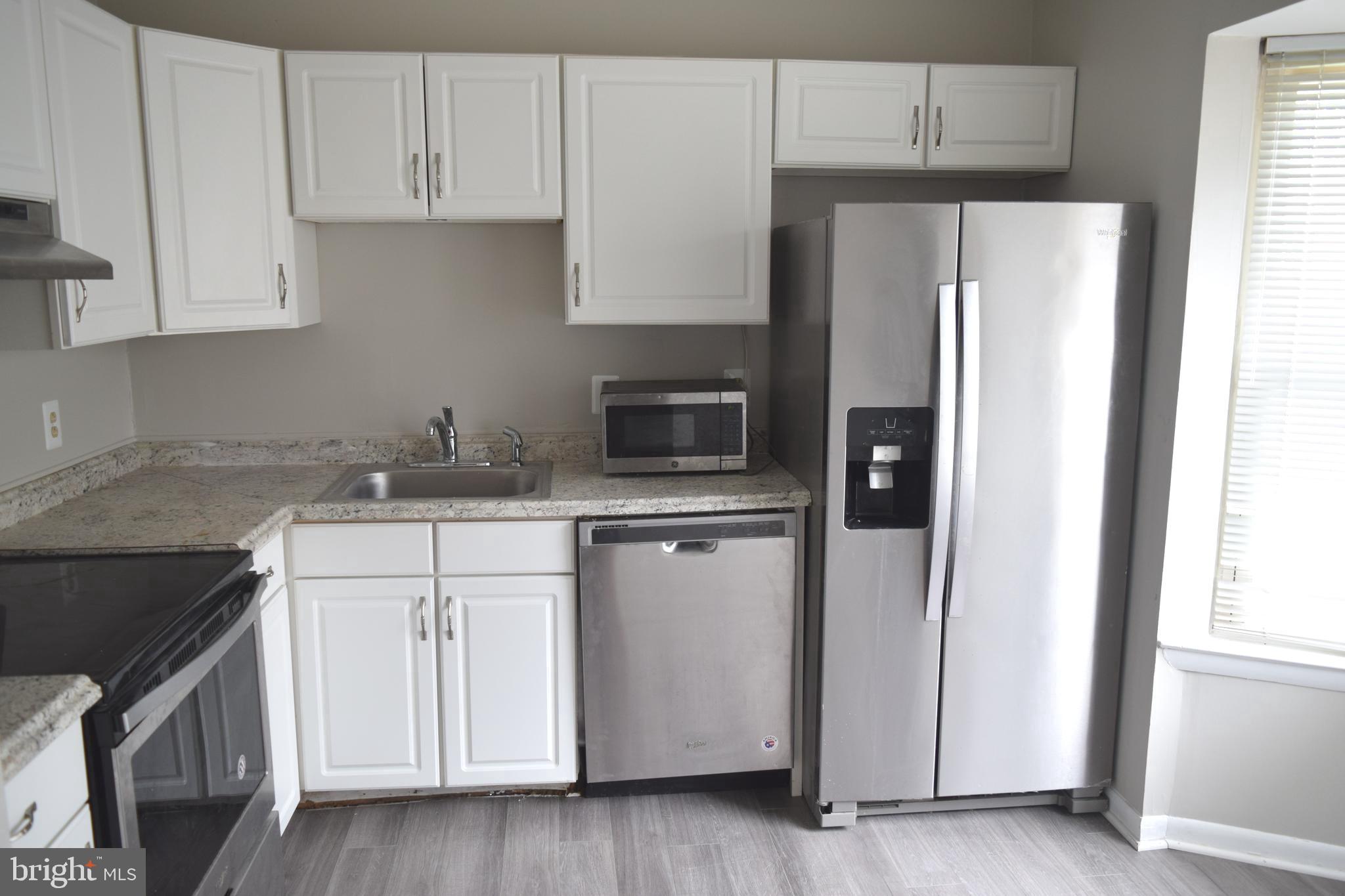 PRINCE PL AT NORTHAMPTOM - Residential Lease