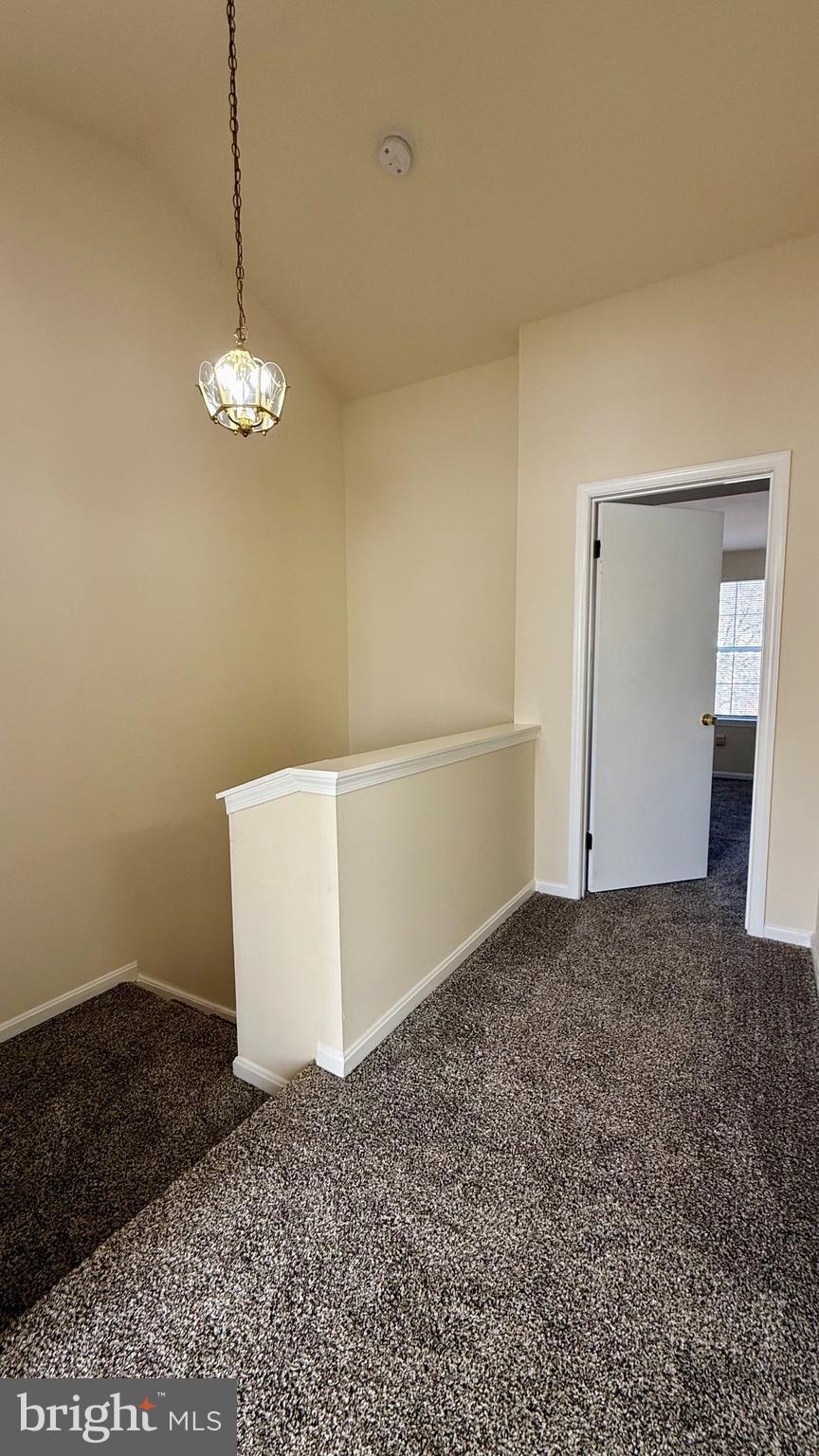 GLENSHIRE TOWNE - Residential Lease