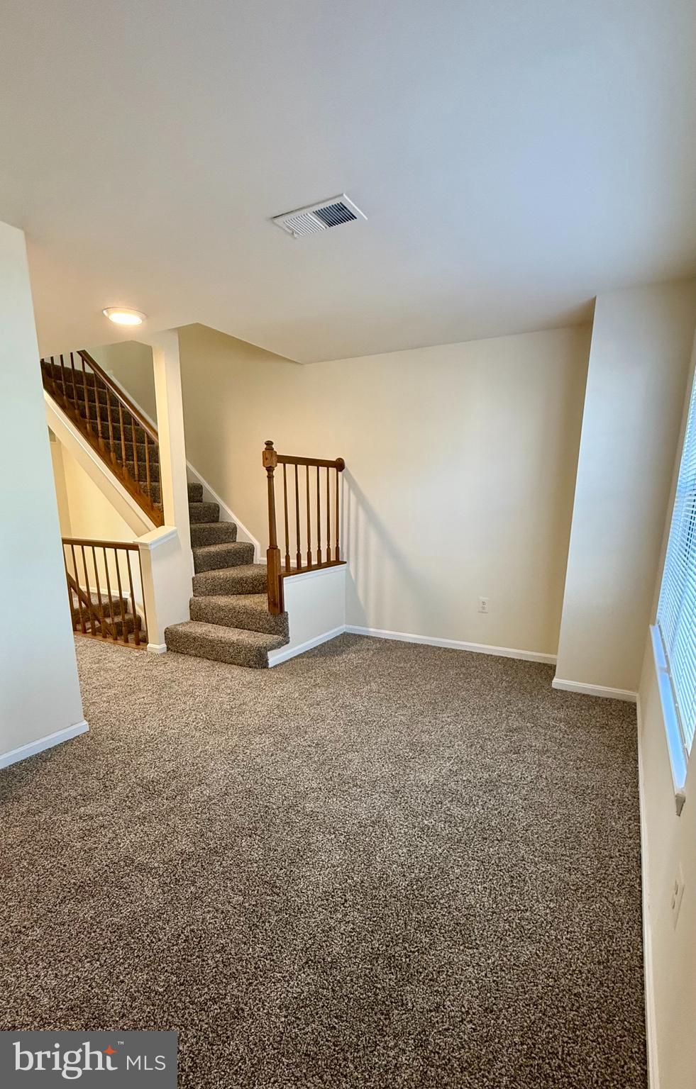 GLENSHIRE TOWNE - Residential Lease