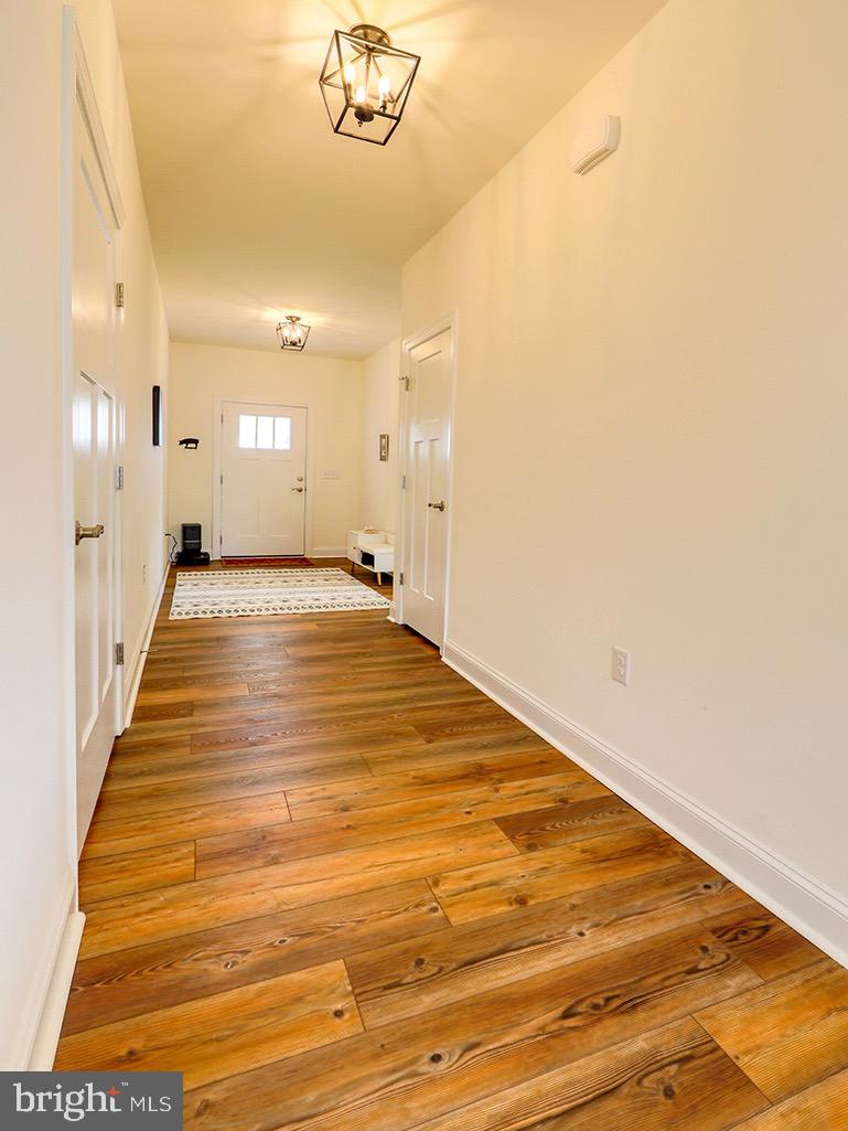 14431 BREAKWATER REACH