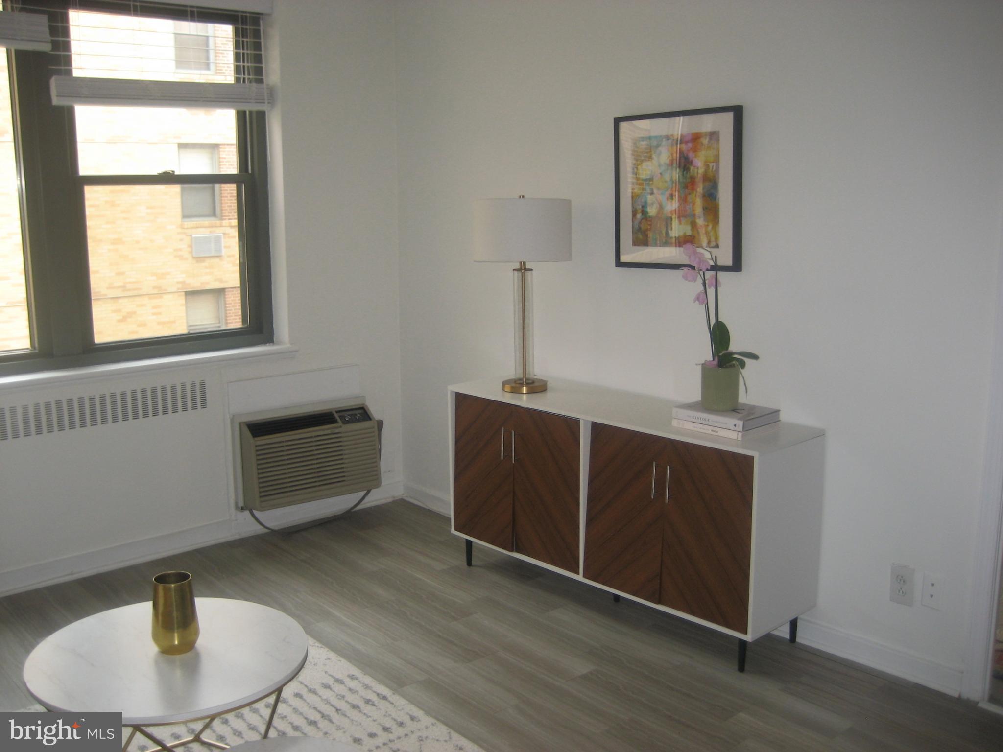 ART MUSEUM AREA - Residential Lease