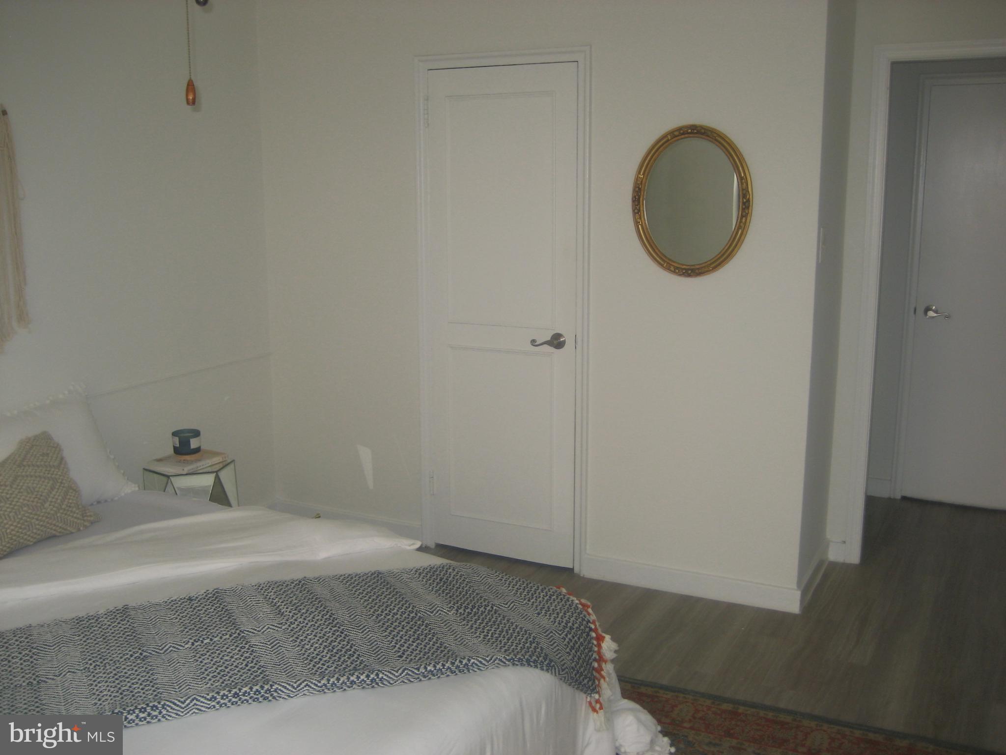 ART MUSEUM AREA - Residential Lease