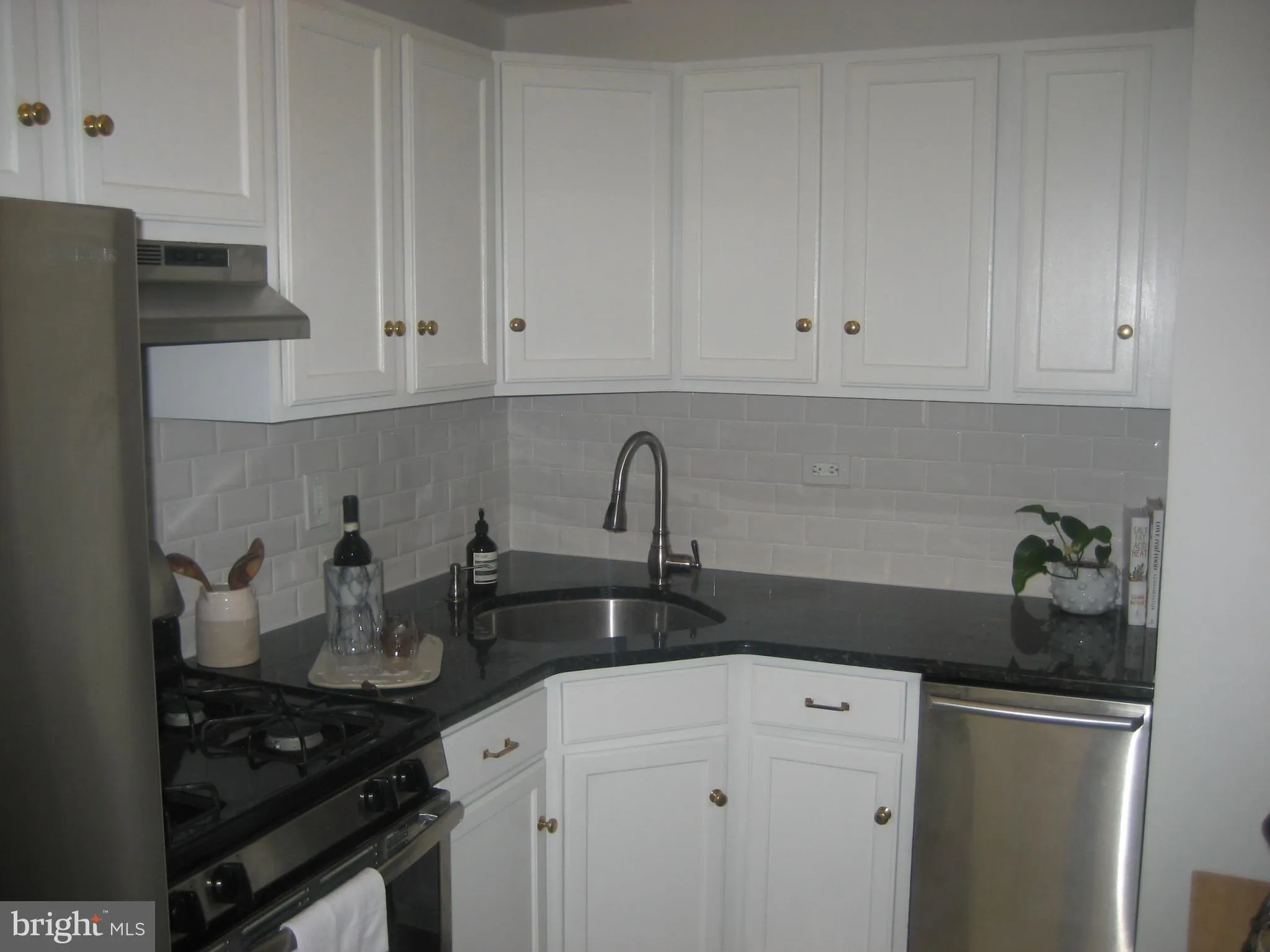 Philadelphia, Pennsylvania 19130, United States, 1 Bedroom Bedrooms, ,1 BathroomBathrooms,Residential,Active,123994