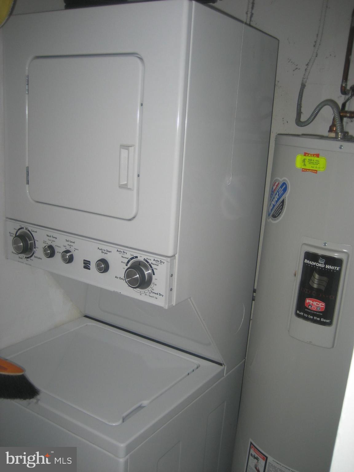 ART MUSEUM AREA - Residential Lease