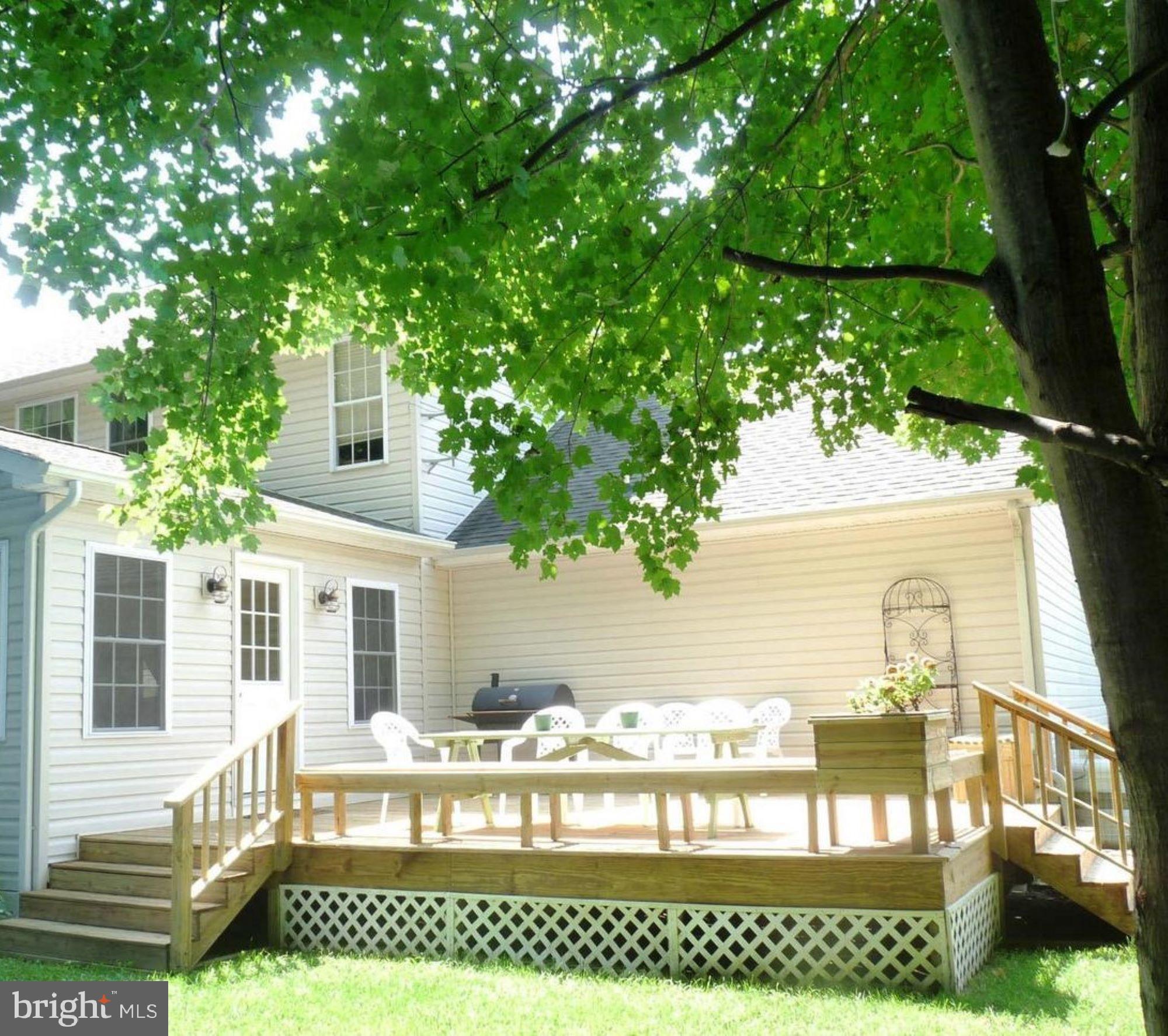 GREENWOOD - Residential Lease