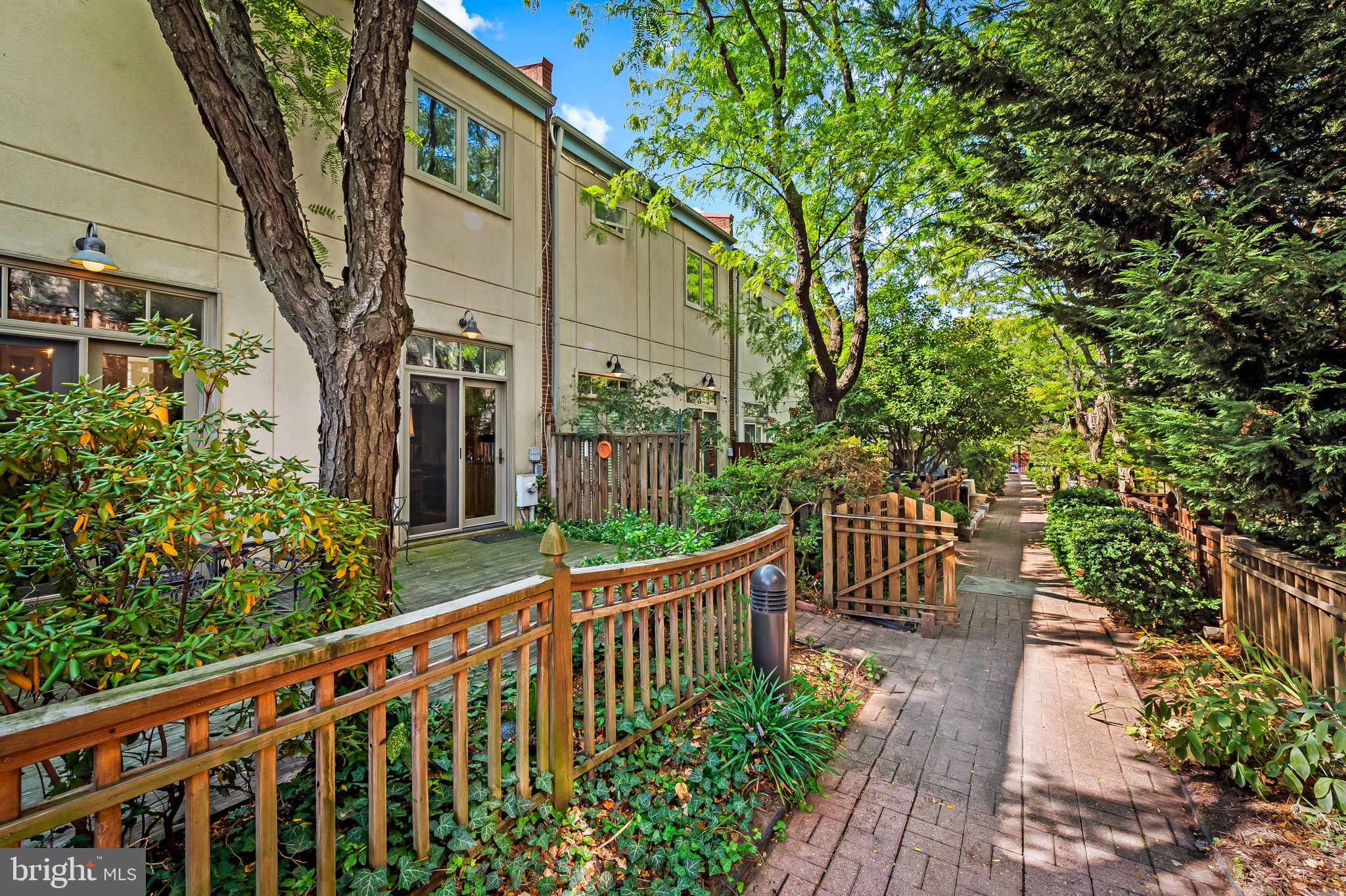 FEDERAL HILL HISTORIC DISTRICT - Residential