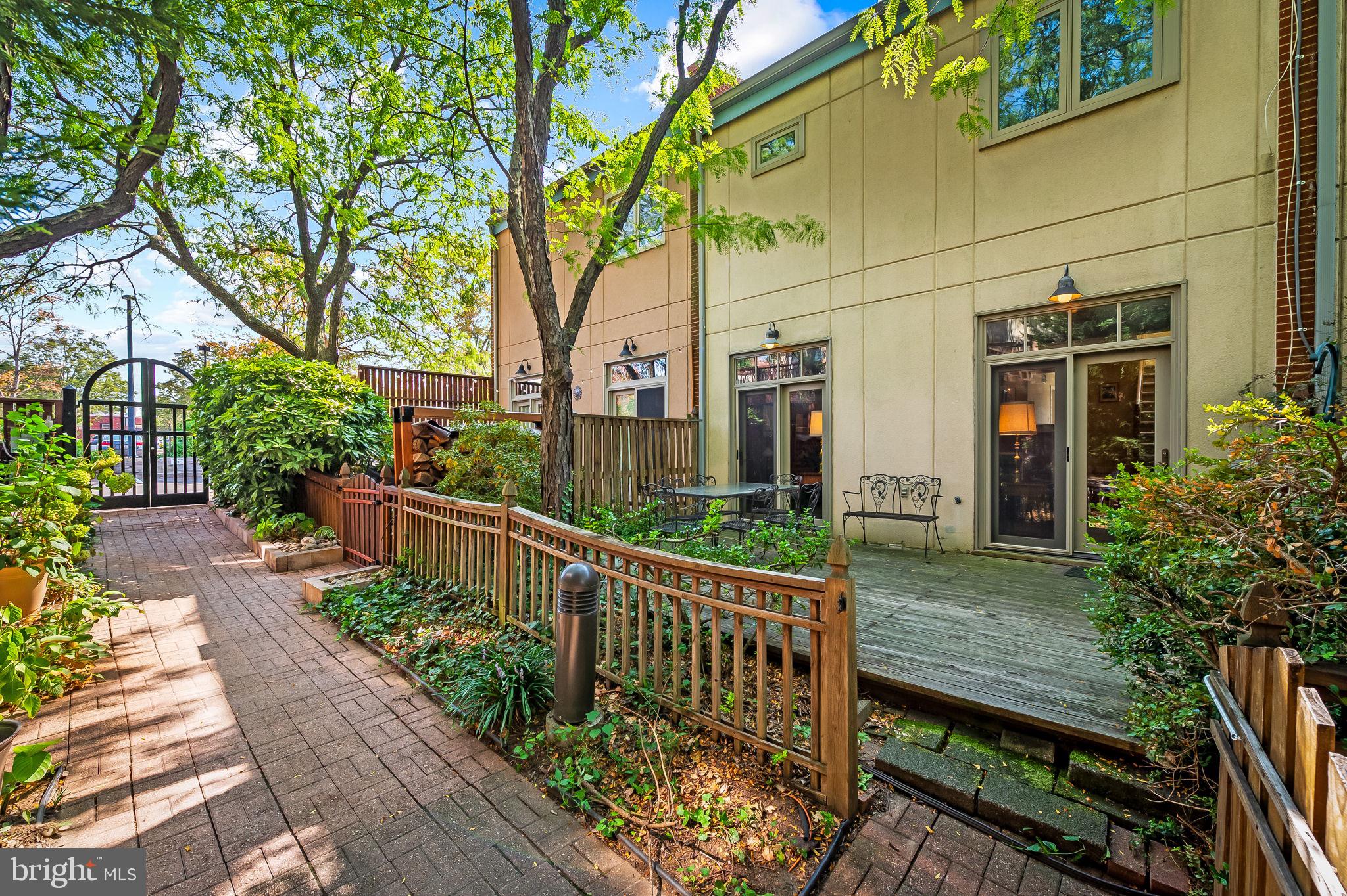 FEDERAL HILL HISTORIC DISTRICT - Residential