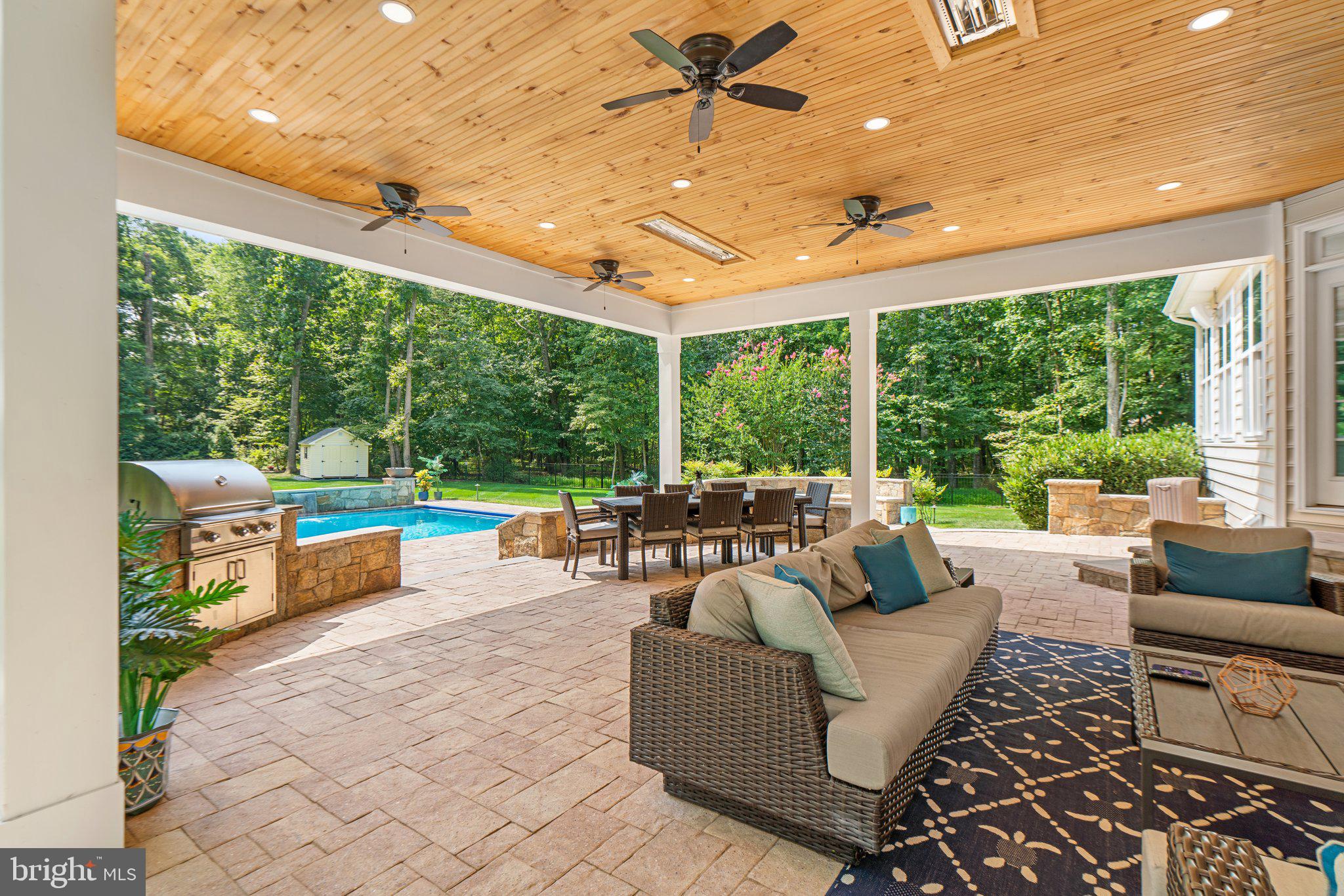 BELLE HAVEN ESTATES - Residential